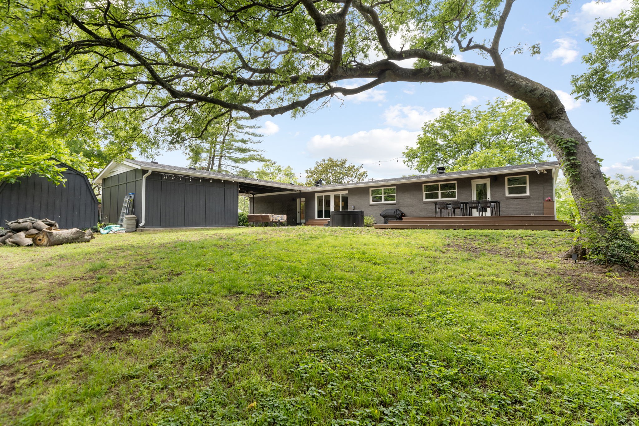 3008 Windemere Cir