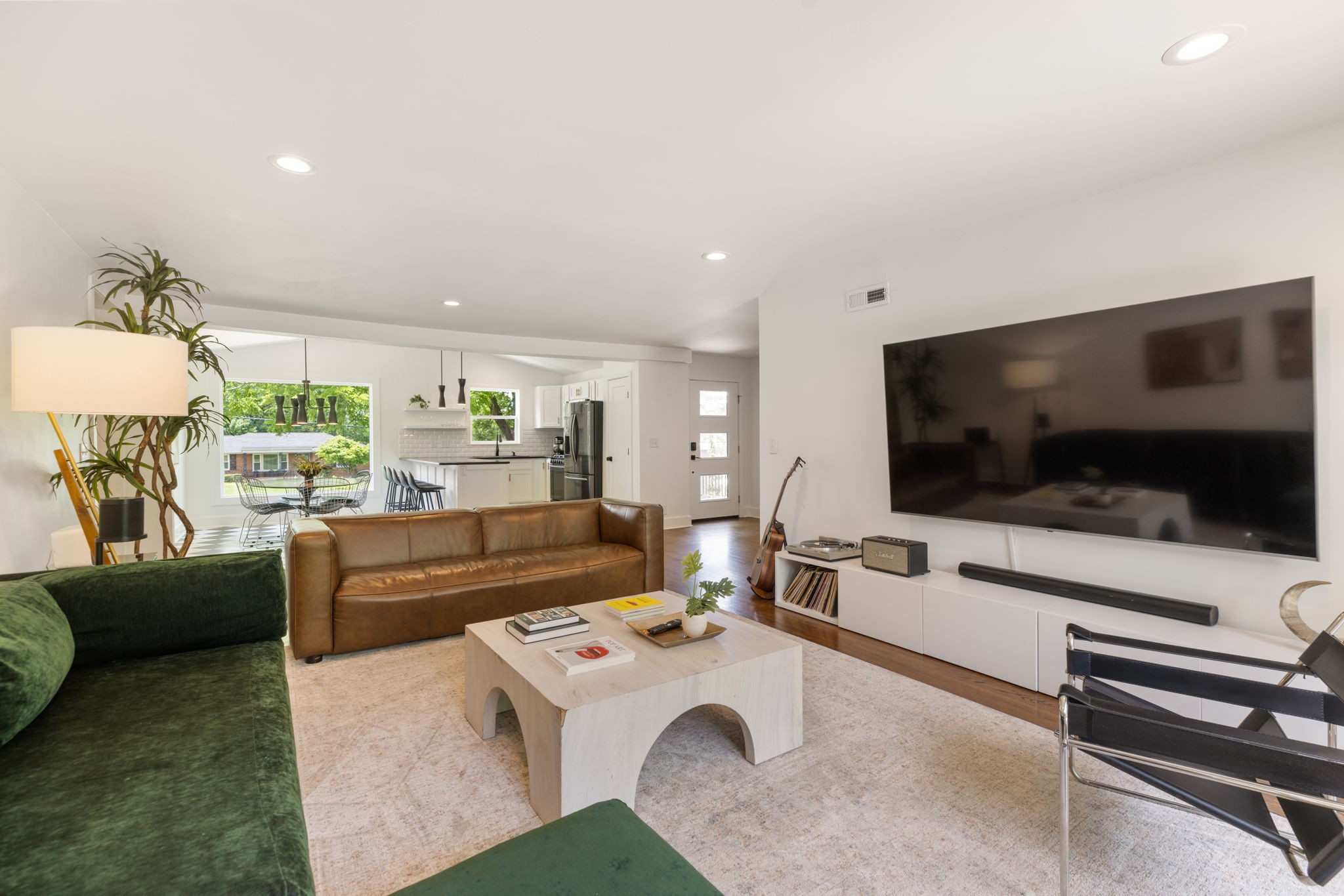 3008 Windemere Cir