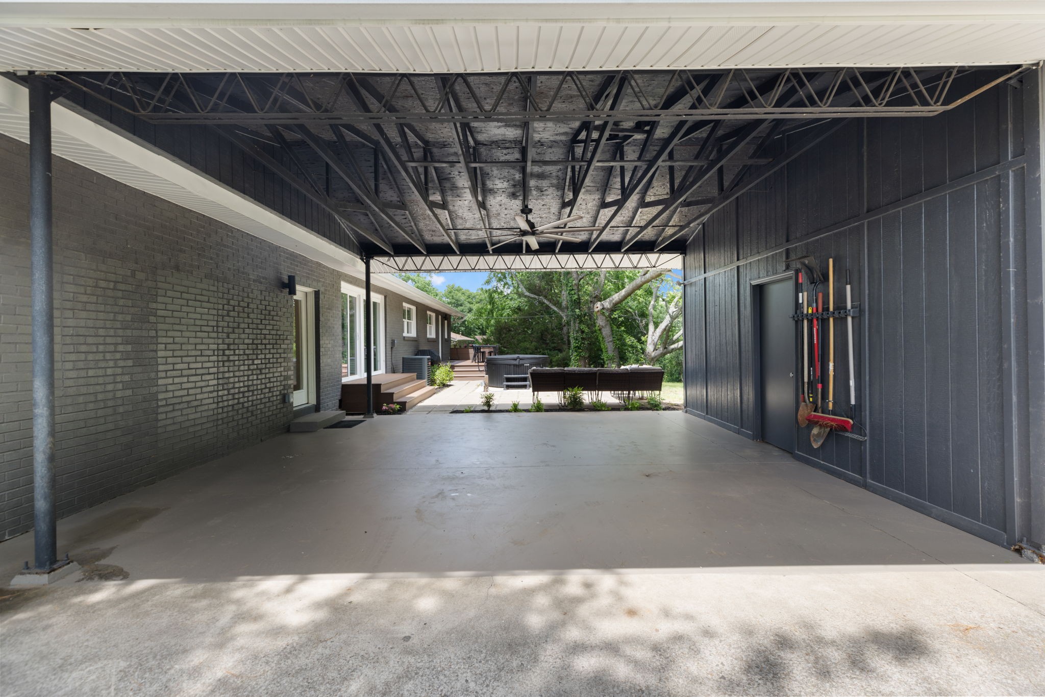 3008 Windemere Cir