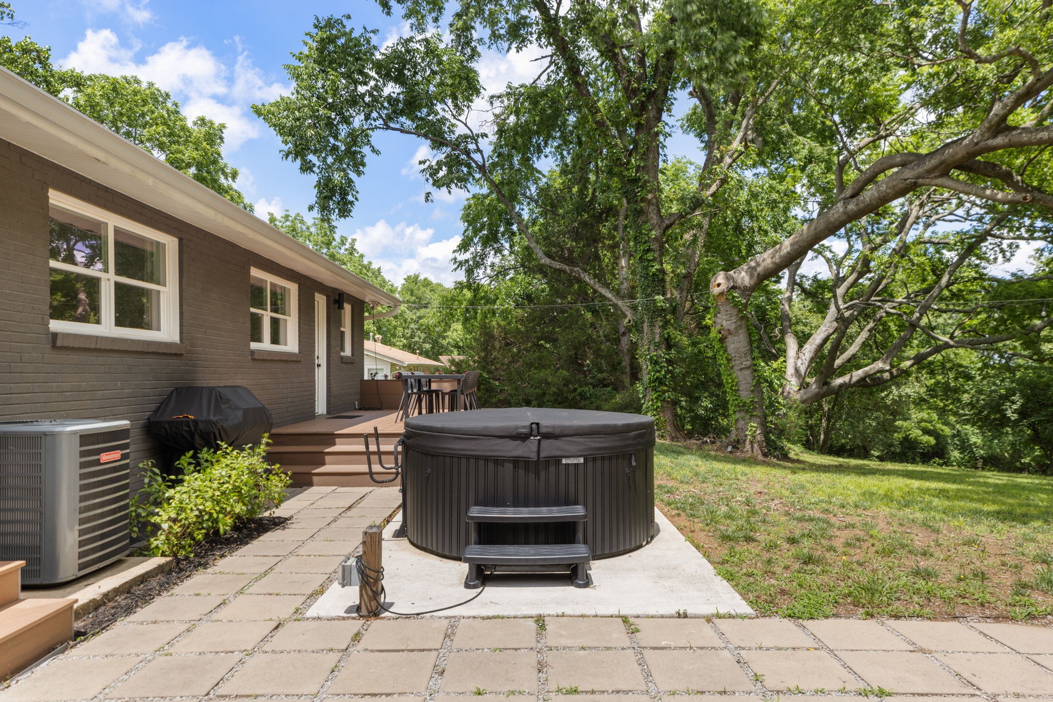 3008 Windemere Cir