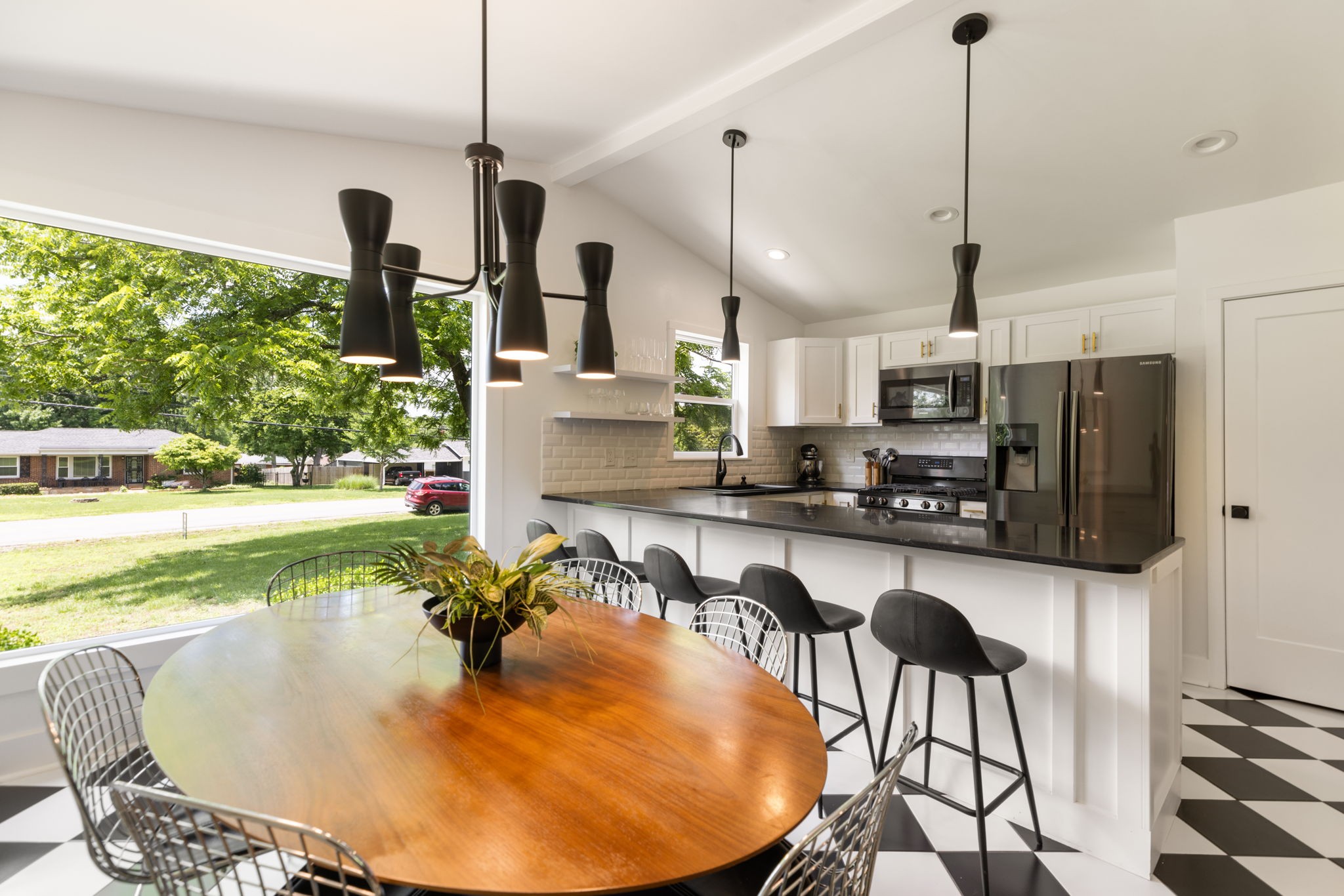 3008 Windemere Cir