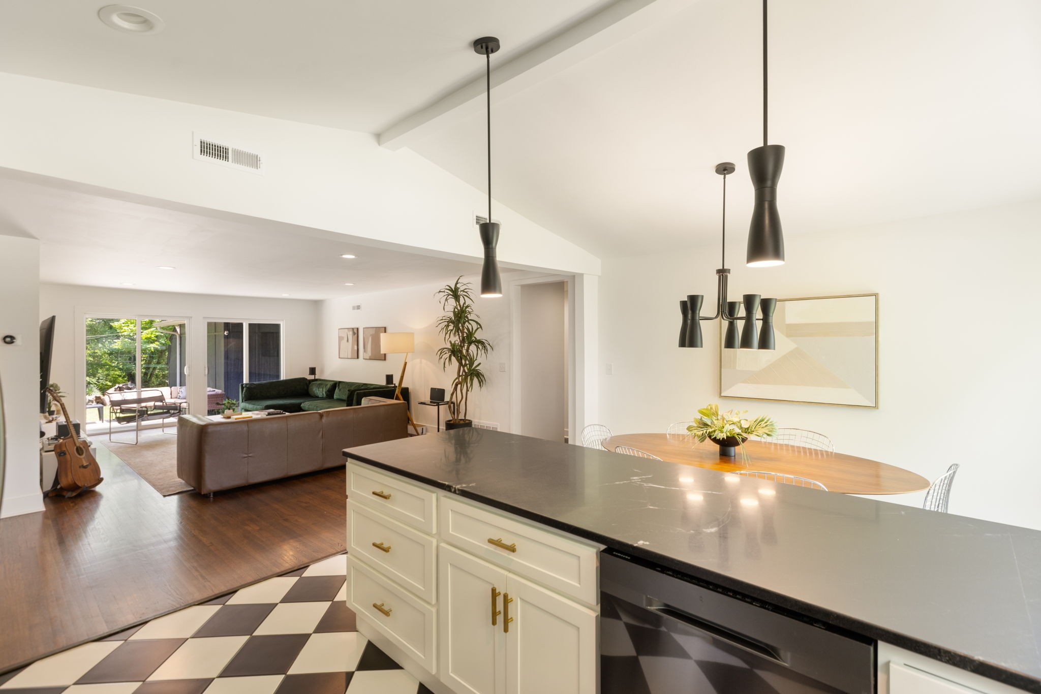 3008 Windemere Cir