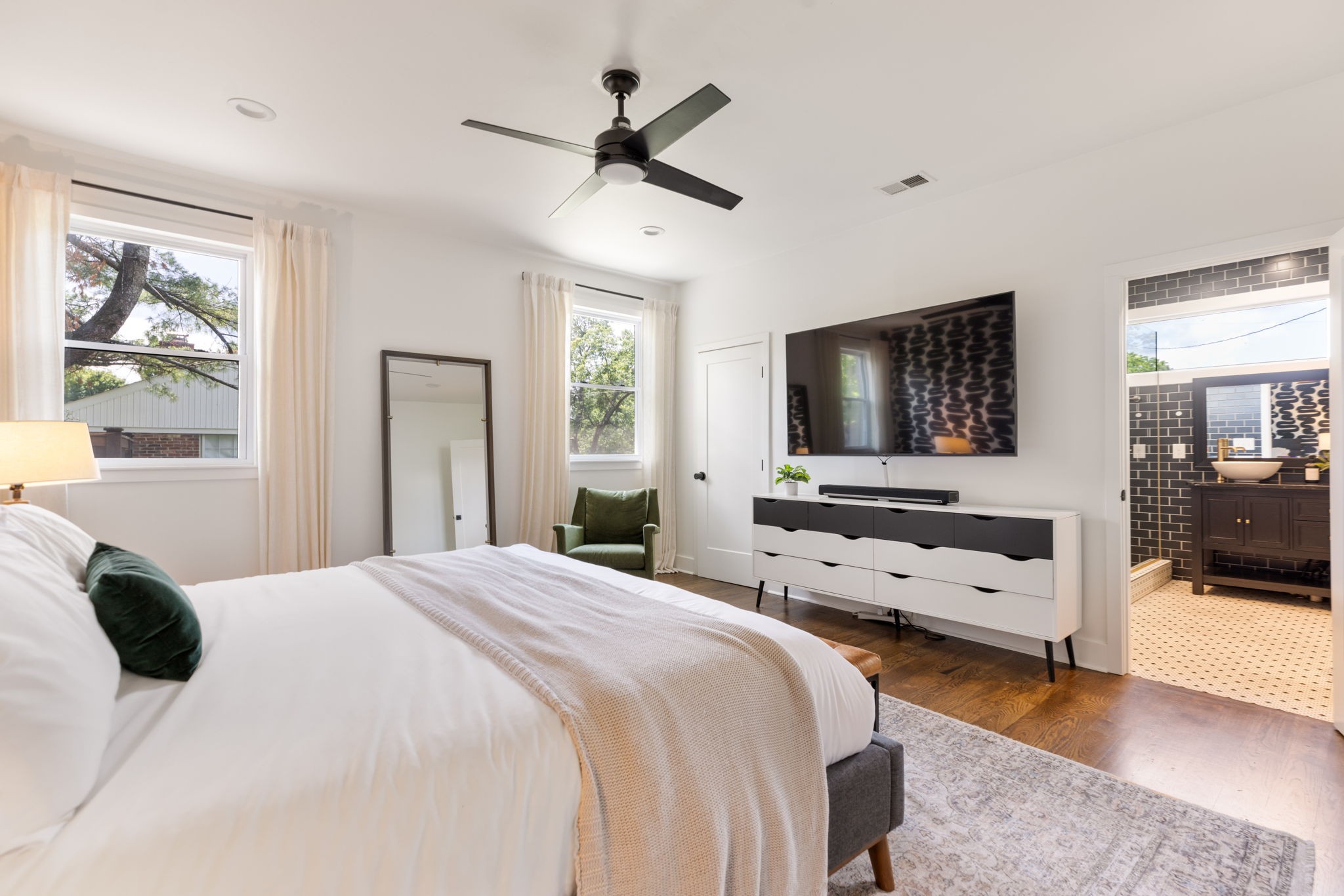 3008 Windemere Cir