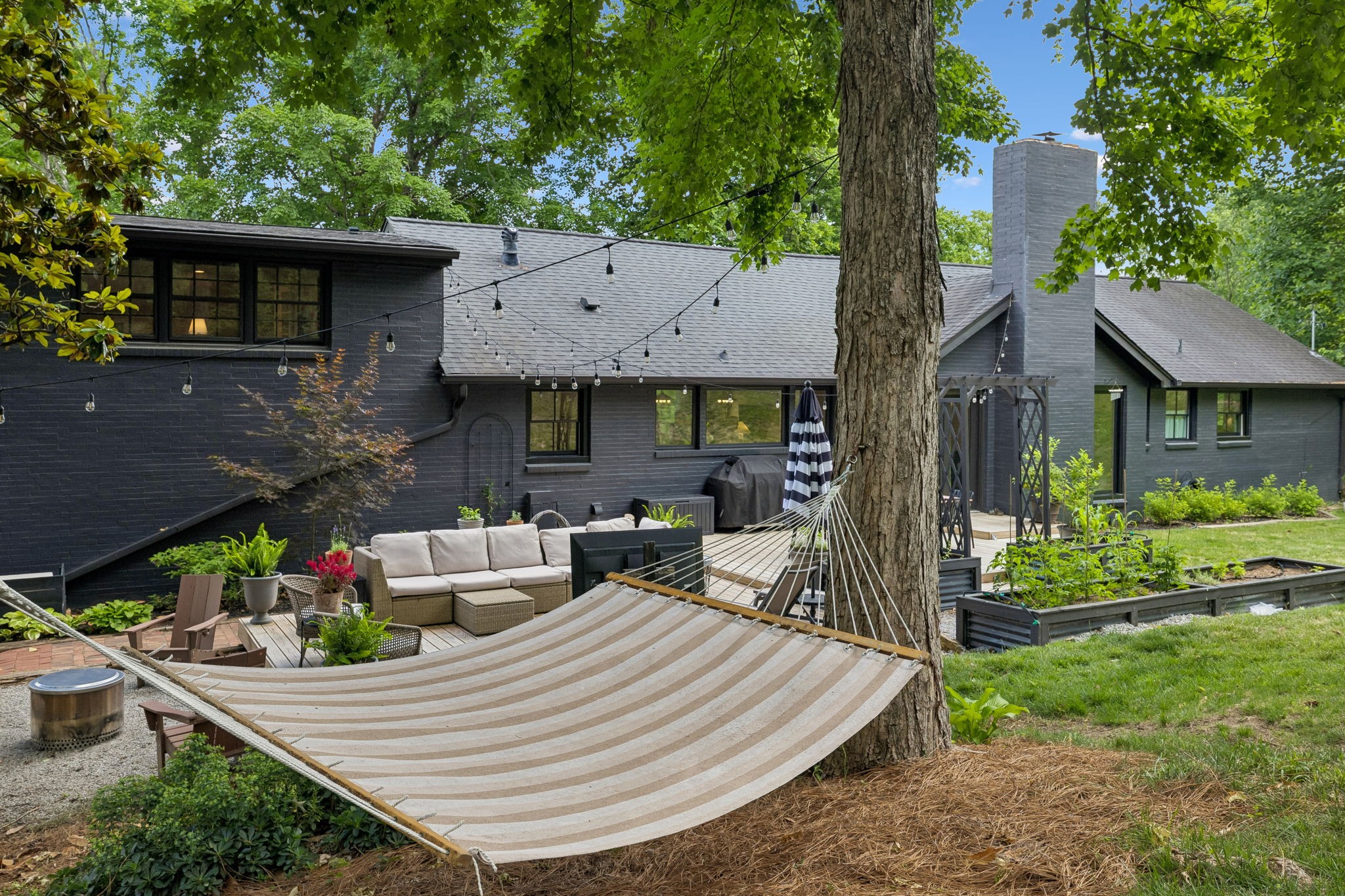 4633 Tara Dr