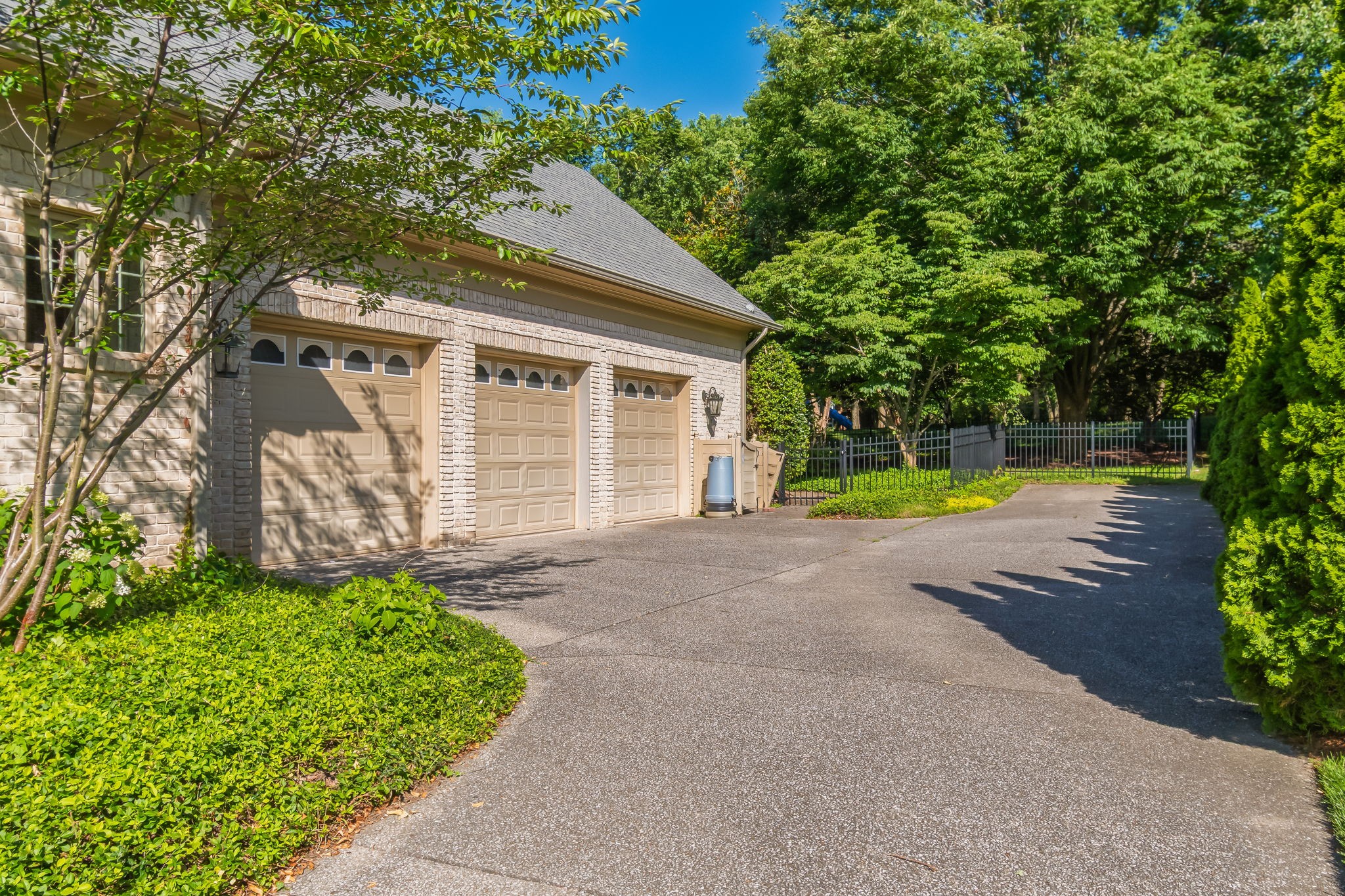 5608 Ottershaw Ct