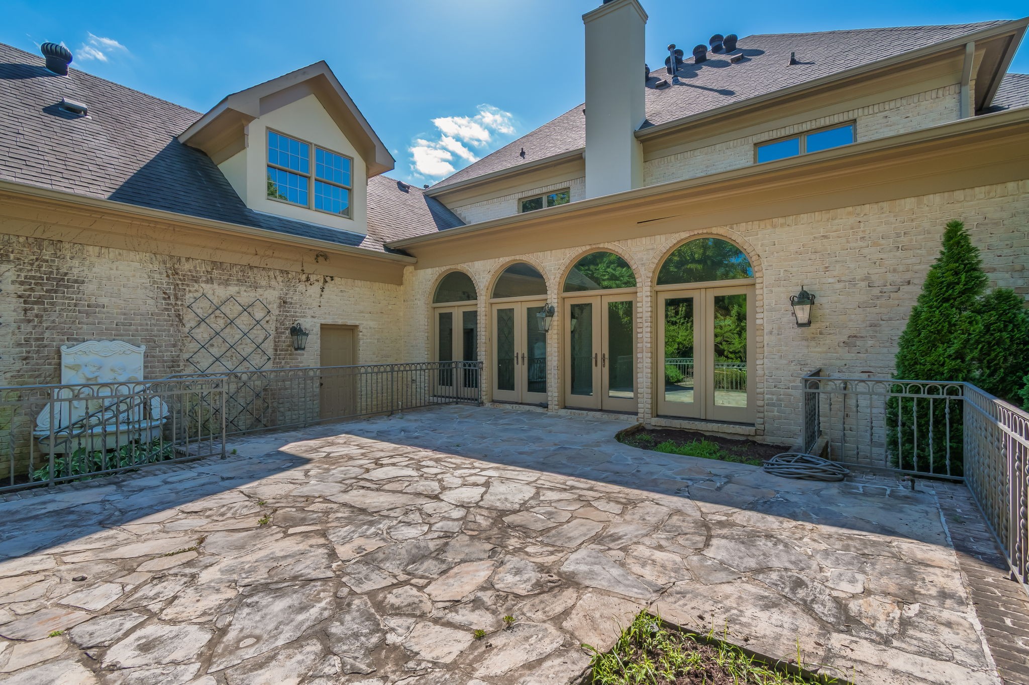 5608 Ottershaw Ct