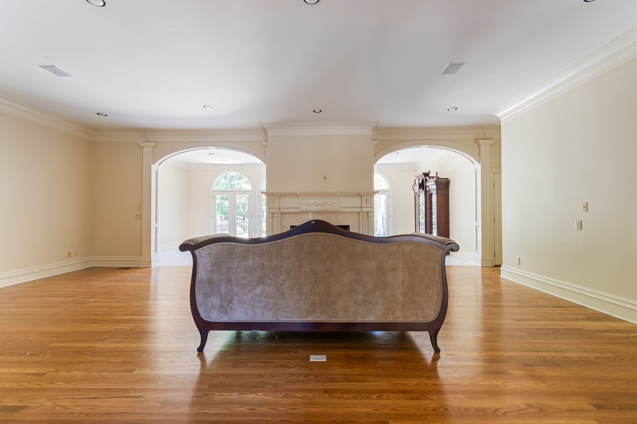 5608 Ottershaw Ct