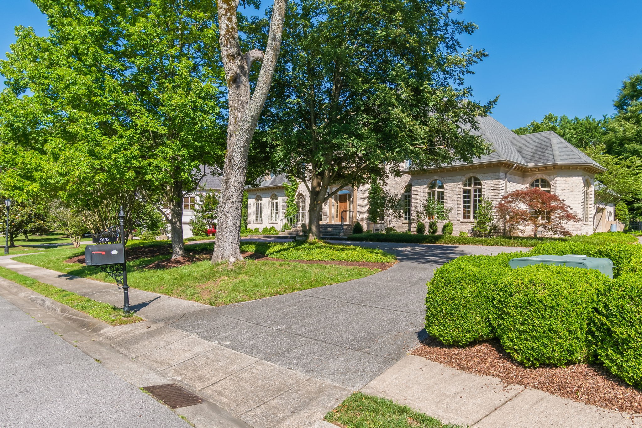 5608 Ottershaw Ct