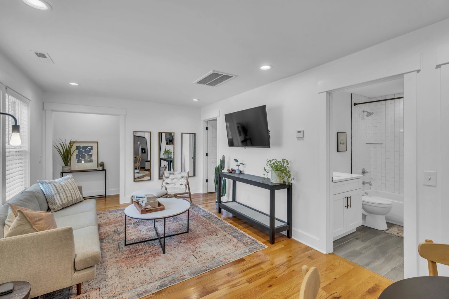 819B N 2nd St
