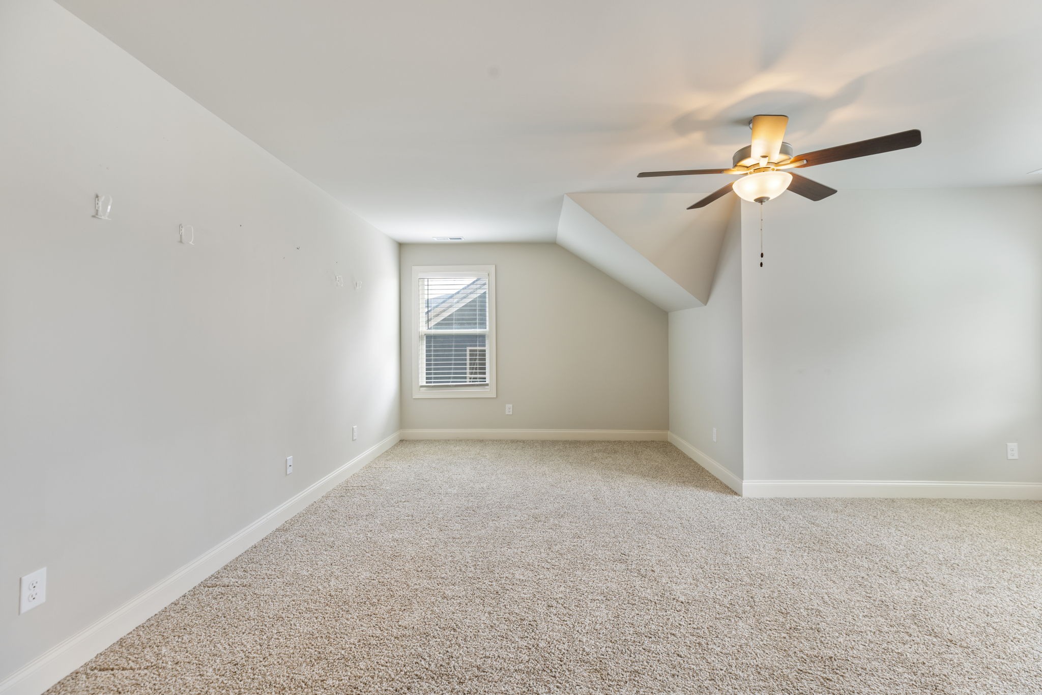 904 Chick Ct
