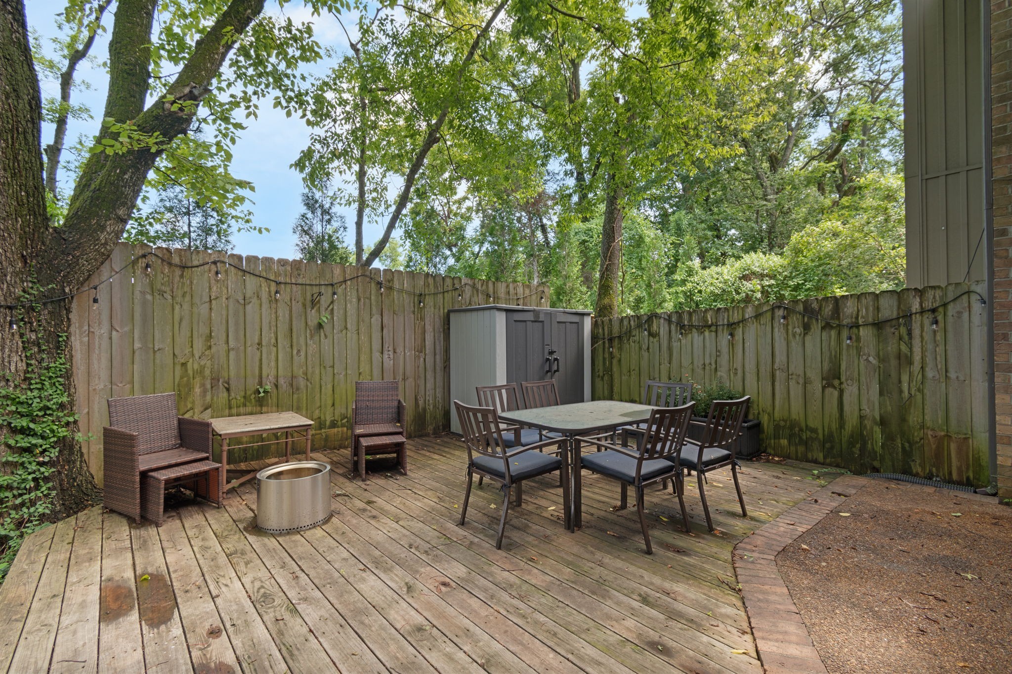 817 Battlefield Dr