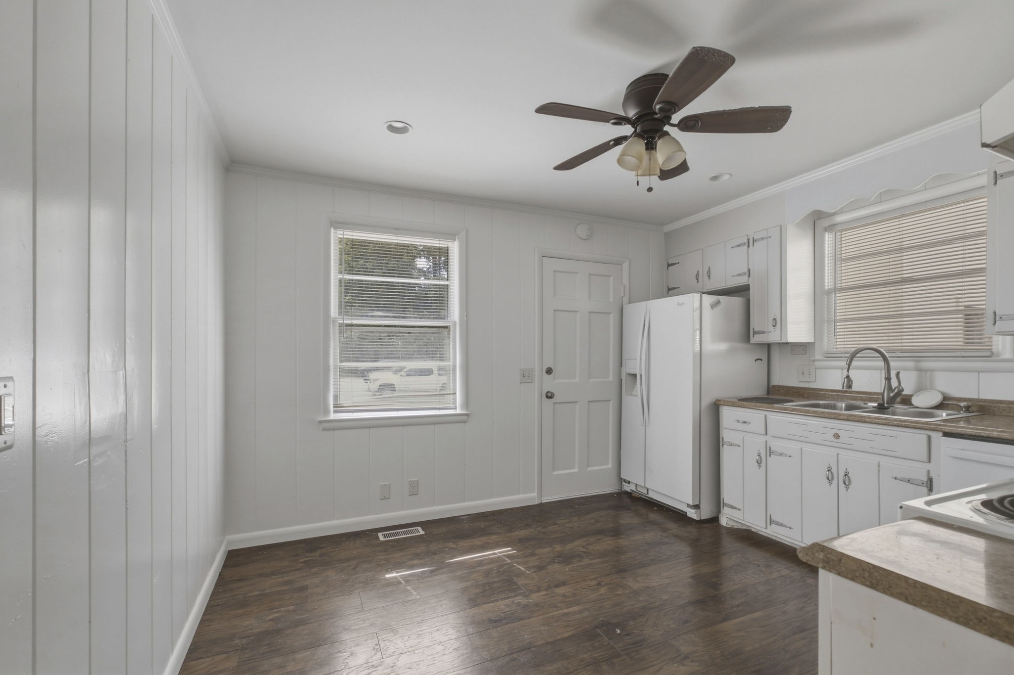253 Blackman Rd Unit: B
