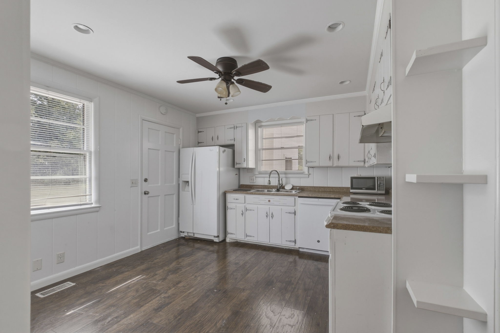 253 Blackman Rd Unit: B