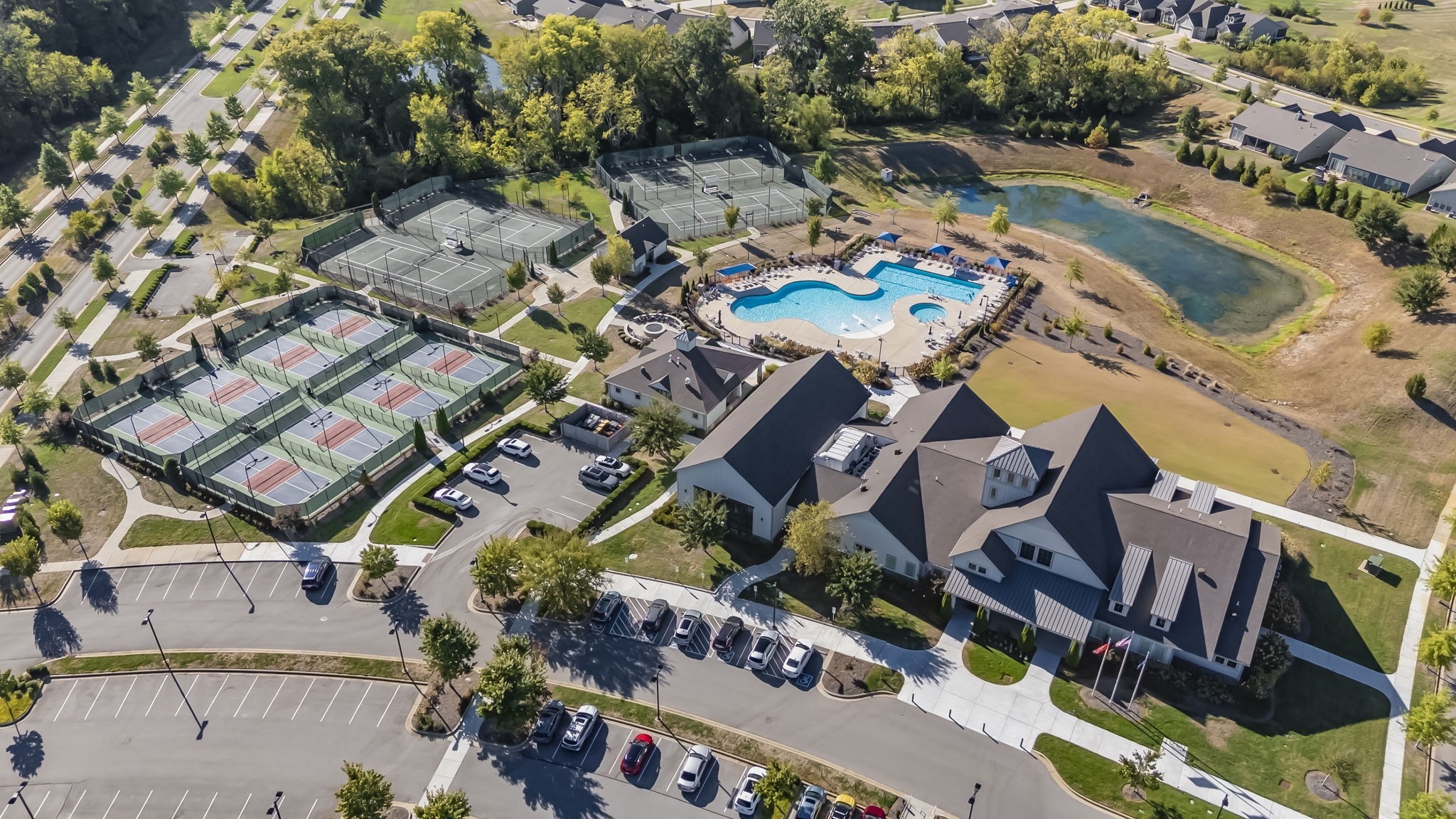 2207 Henderson Dr