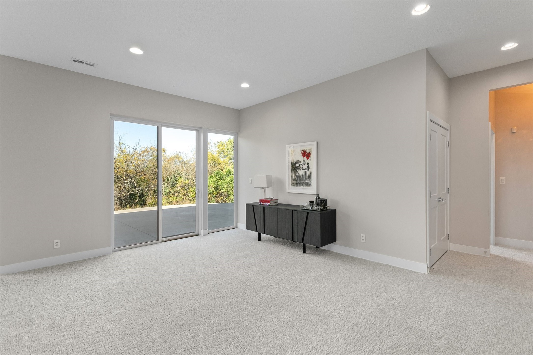605 S Tiburon Cove