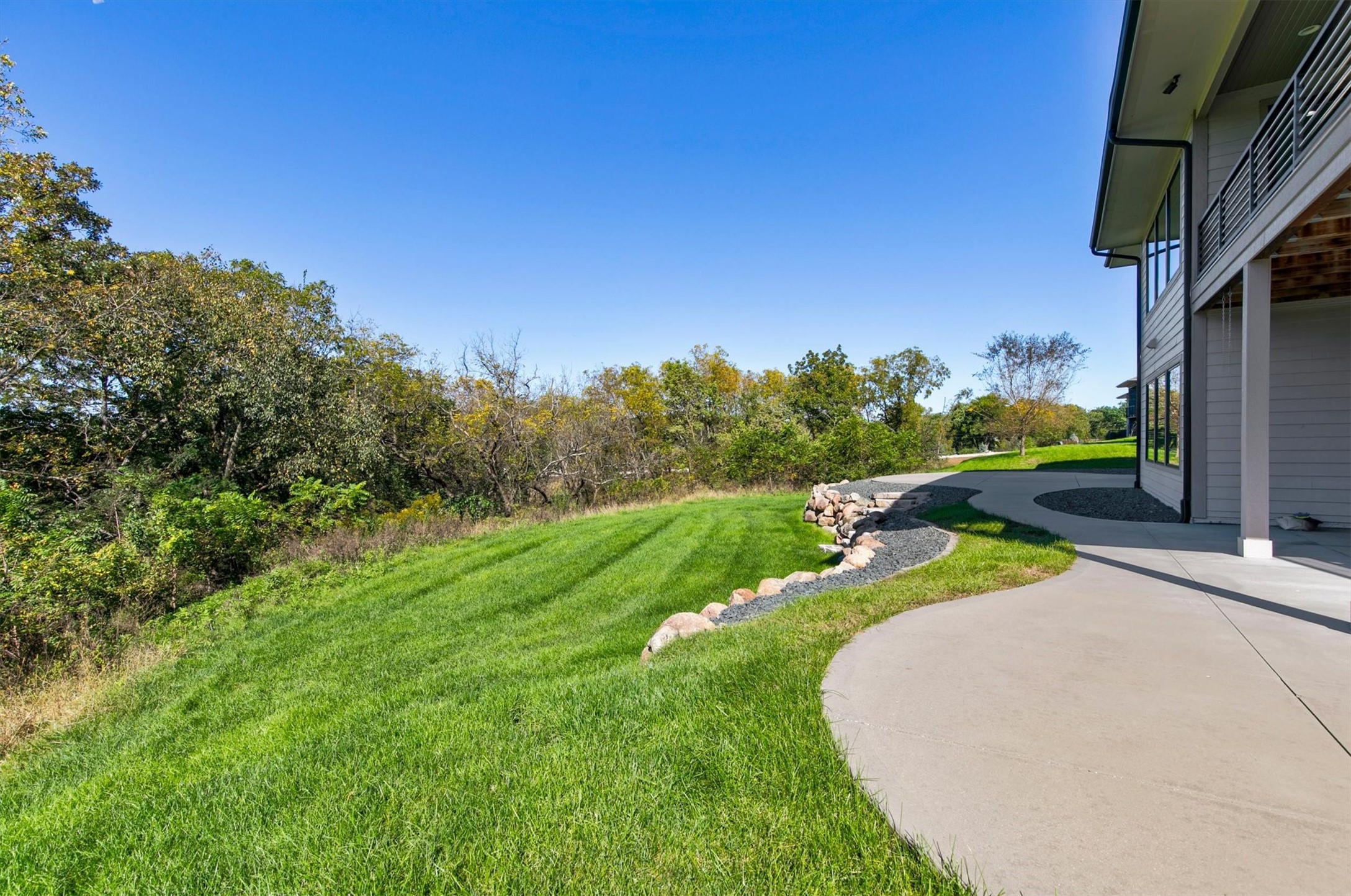 605 S Tiburon Cove