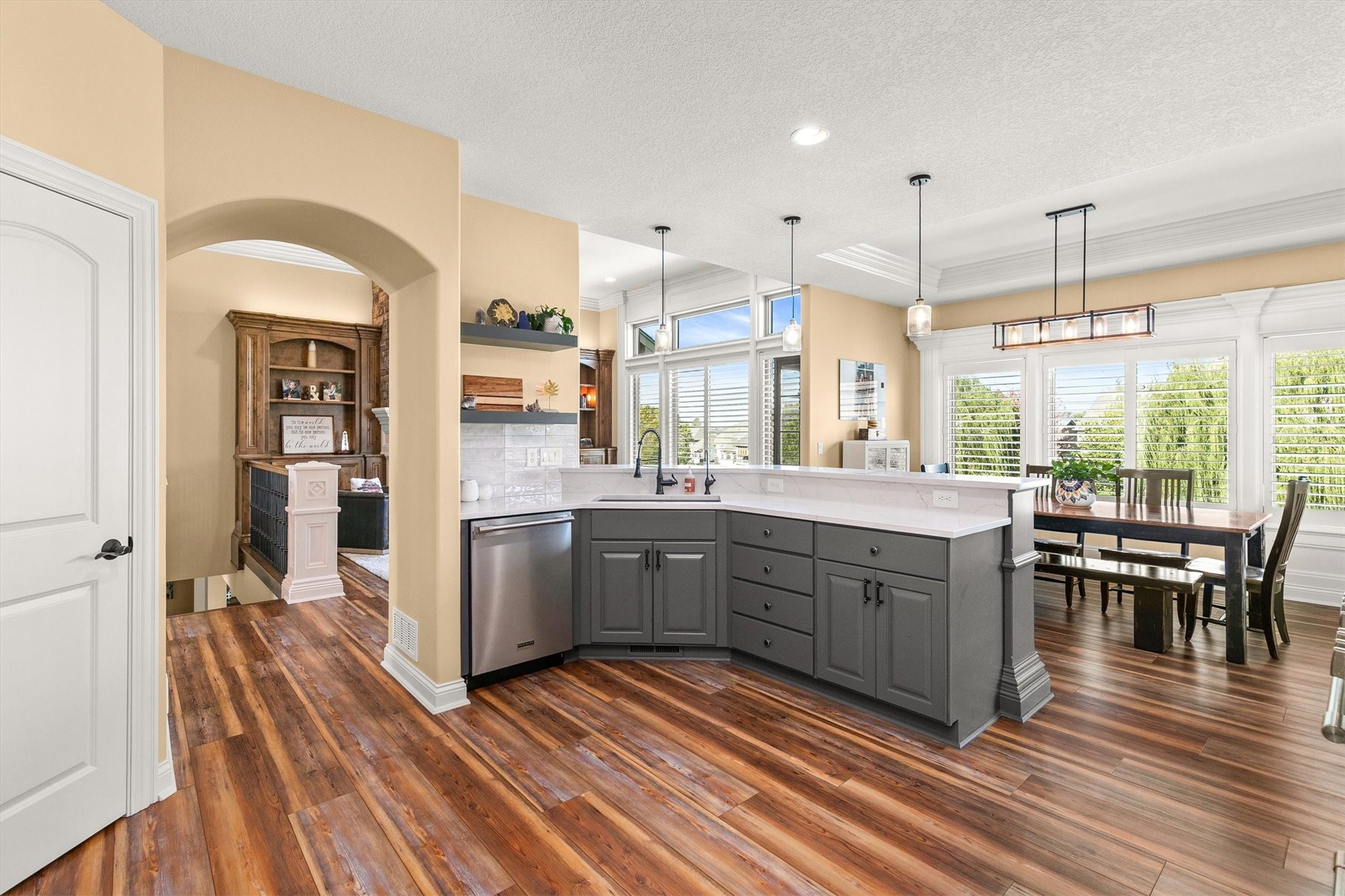 15401 Plum Drive