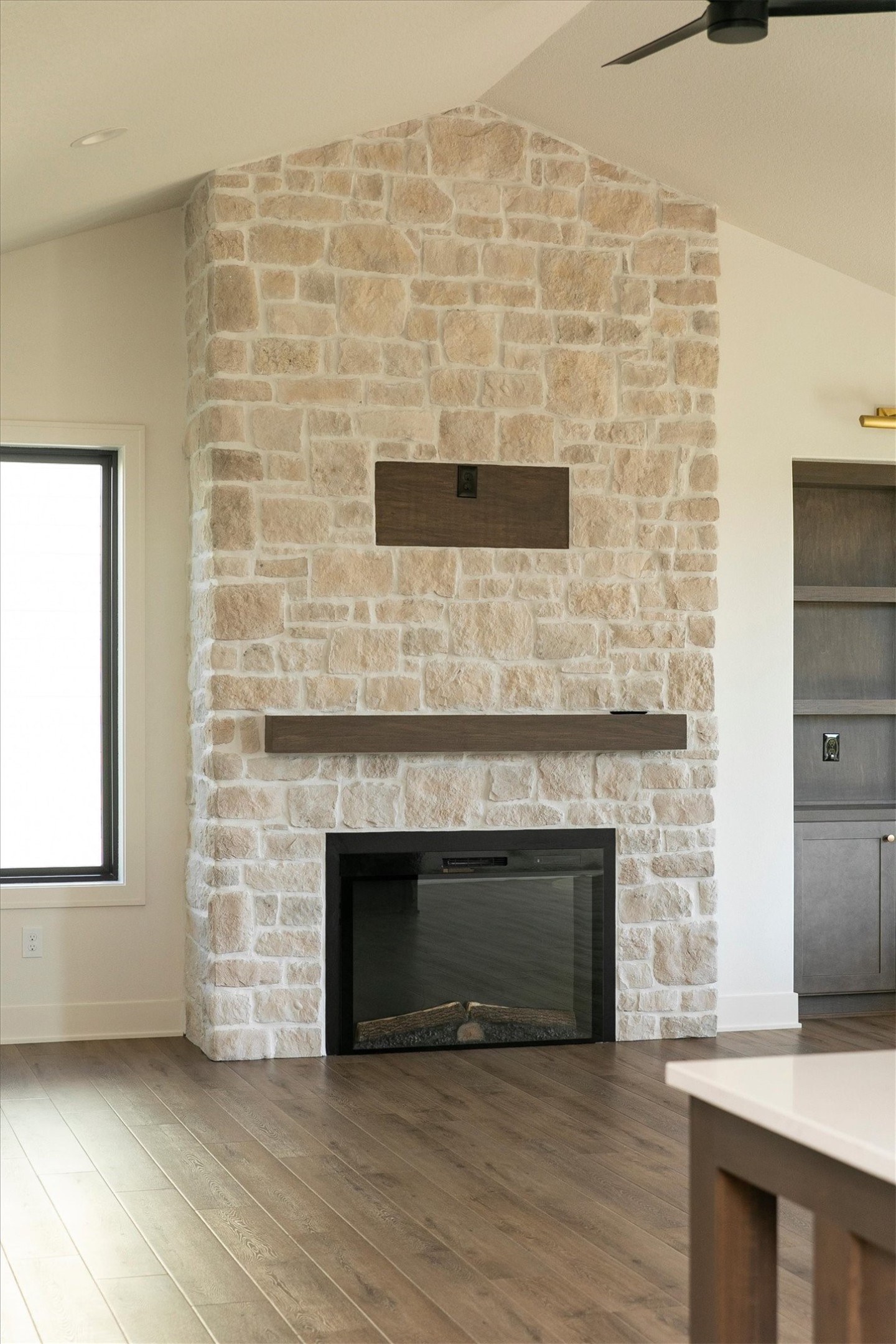 1721 SW Sunset Court