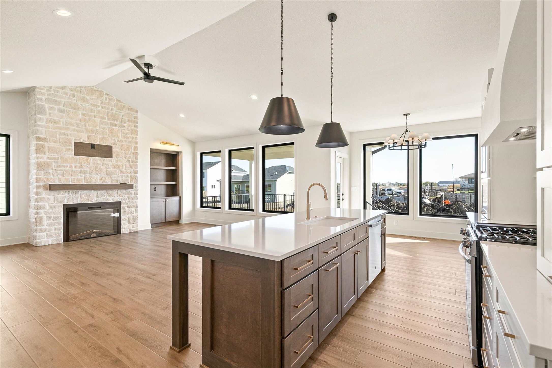 1721 SW Sunset Court