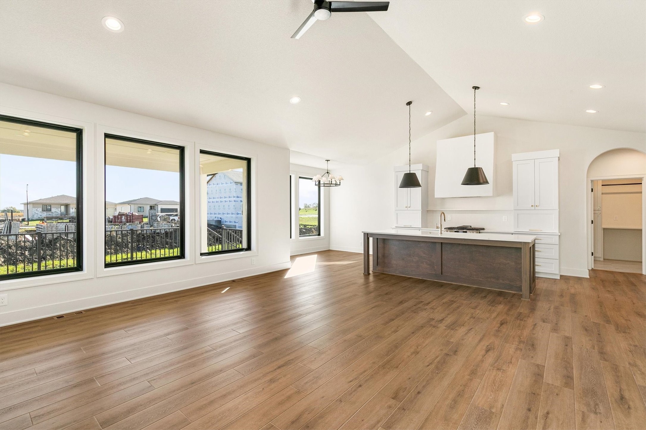 1721 SW Sunset Court