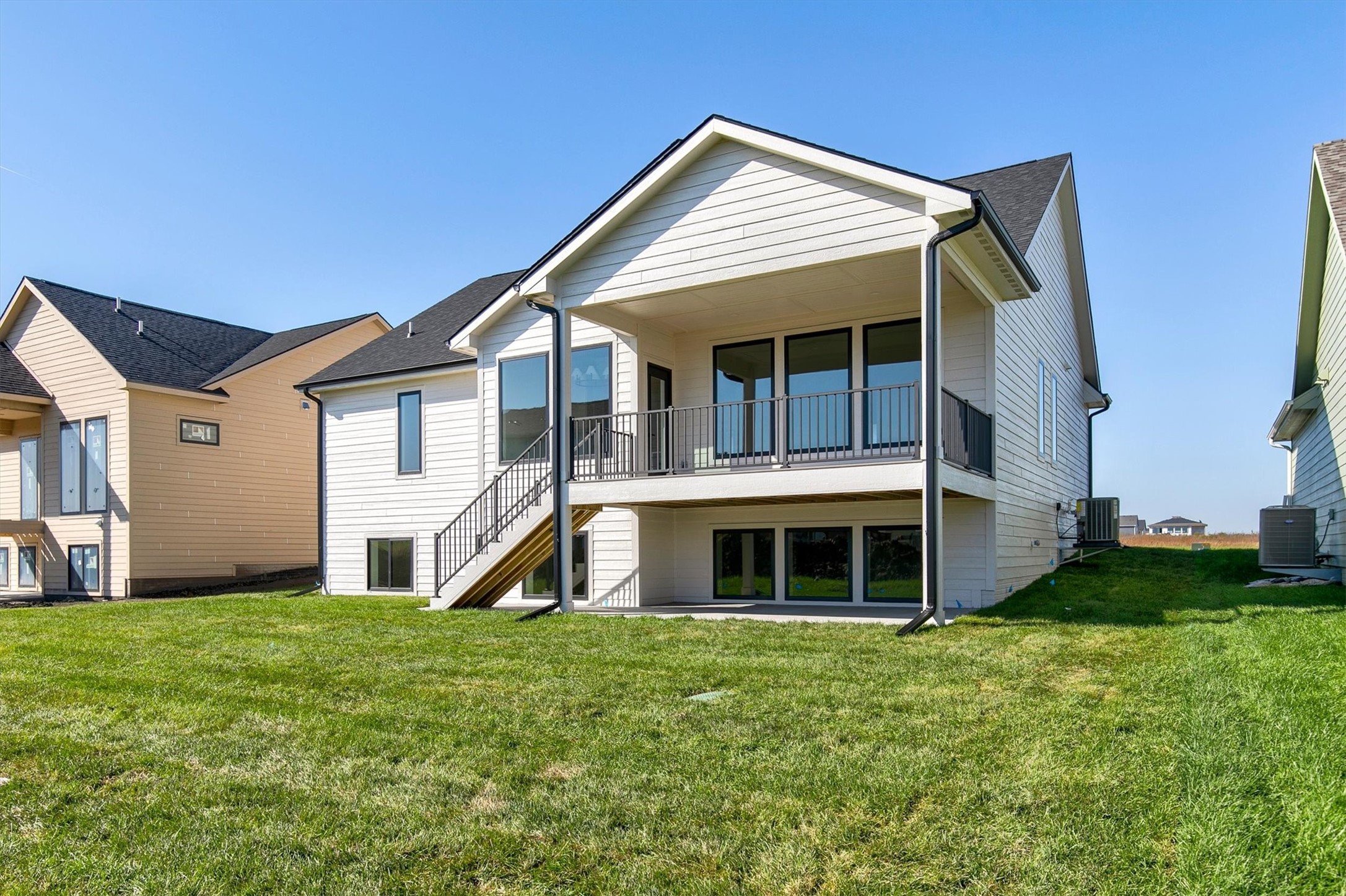 1721 SW Sunset Court