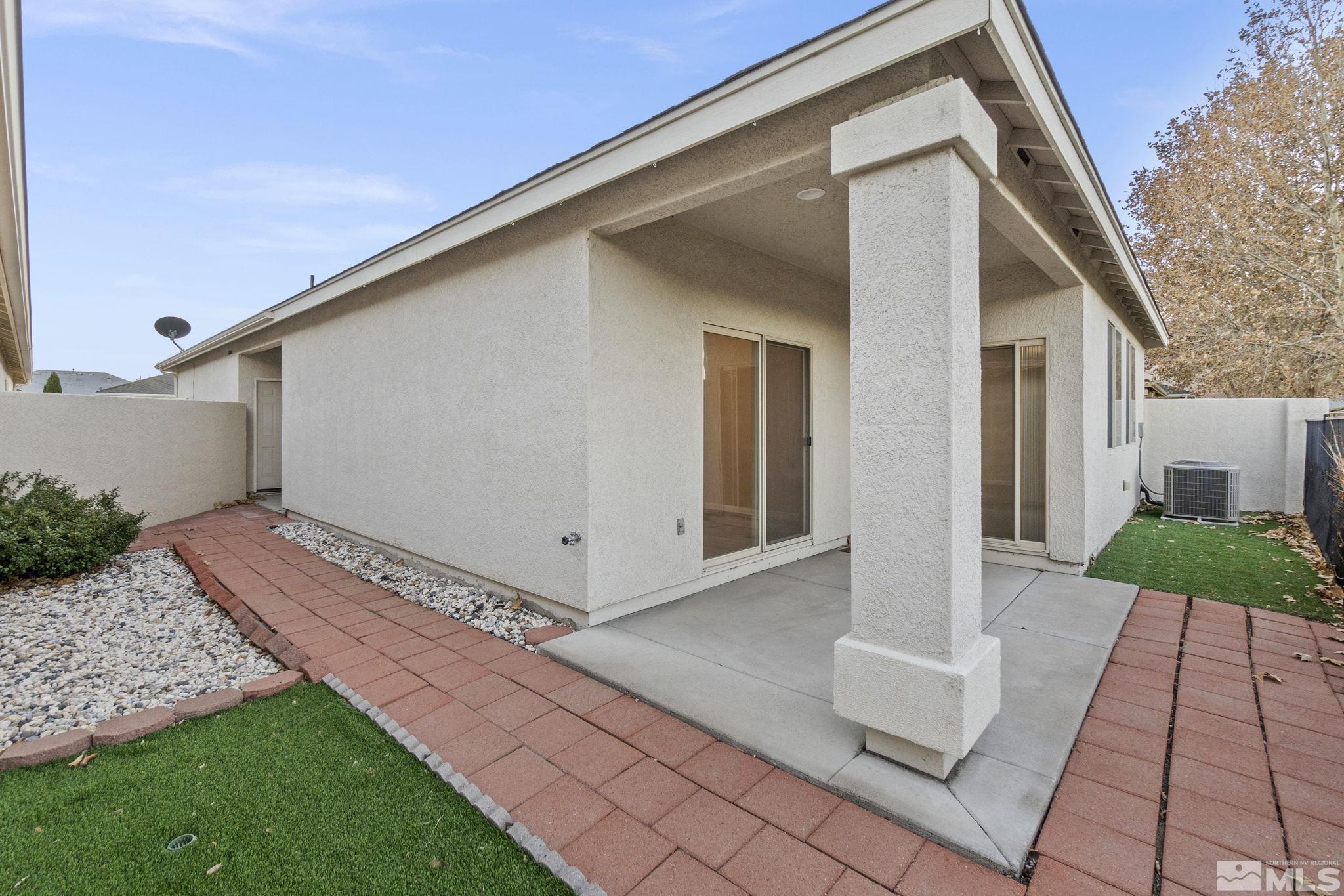 1156 Drake Way