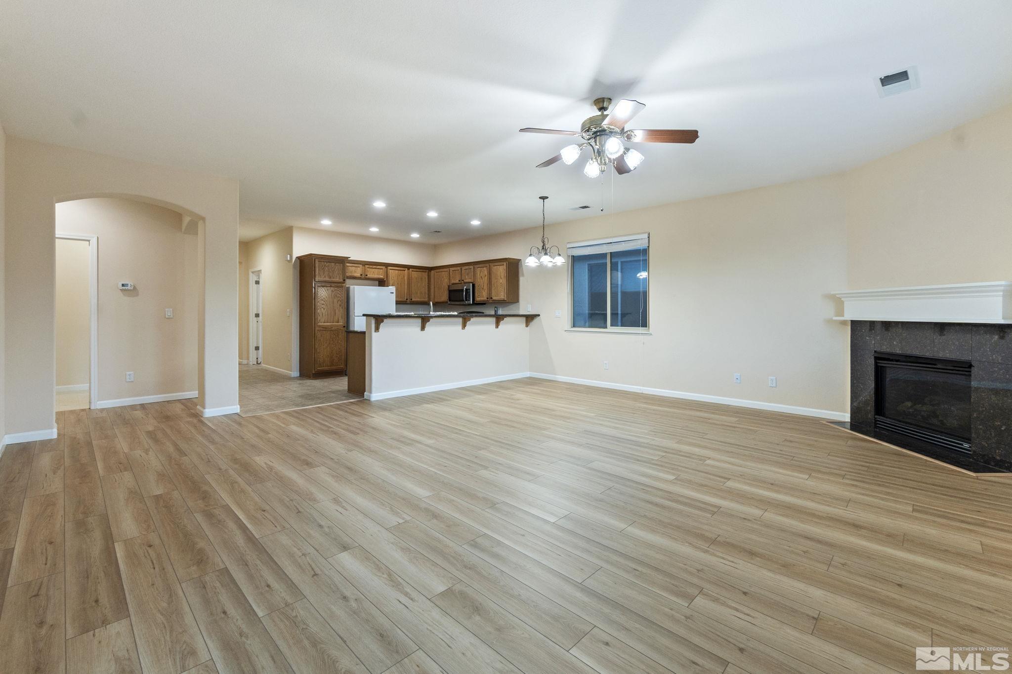 1156 Drake Way