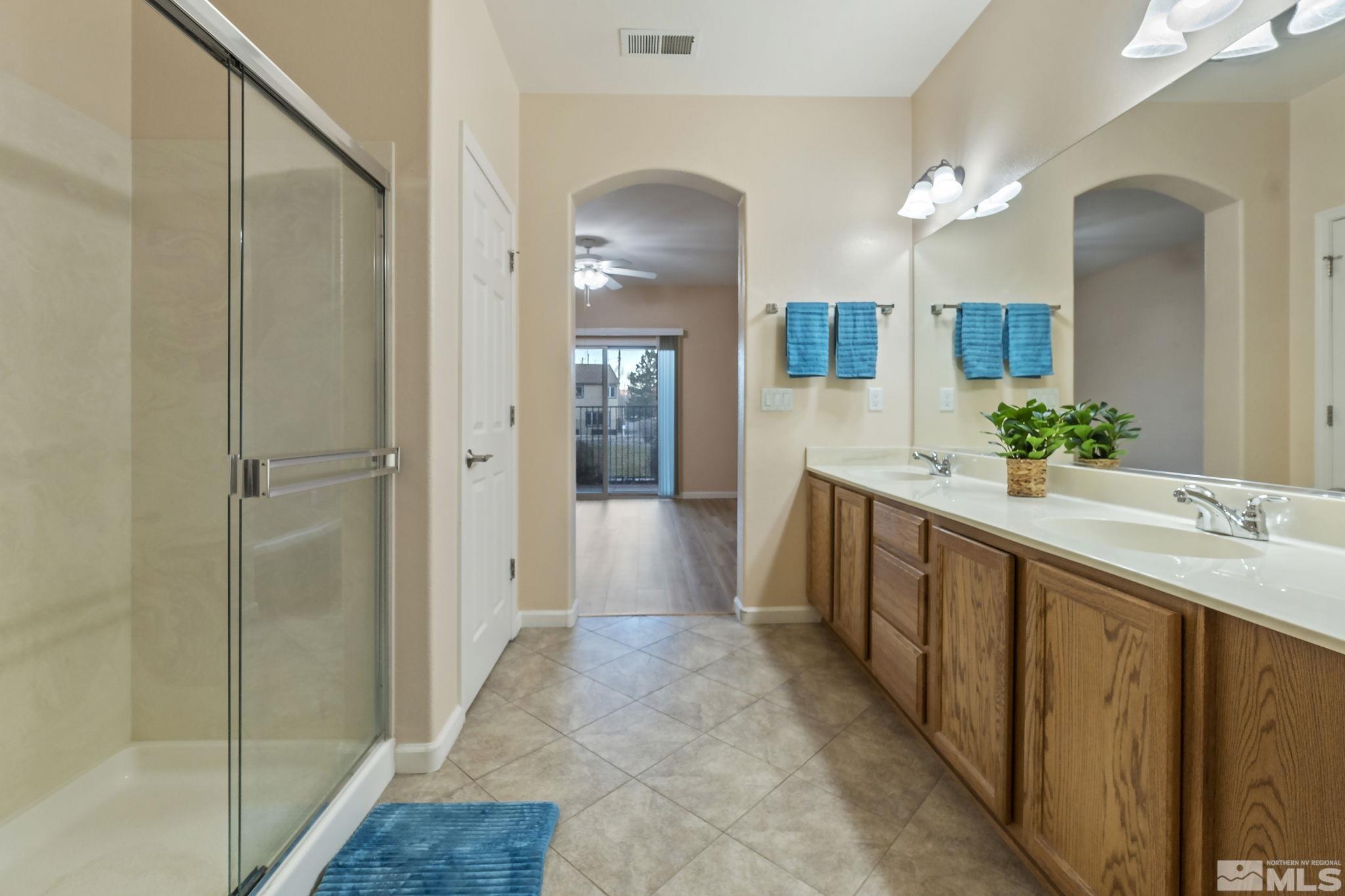 1156 Drake Way