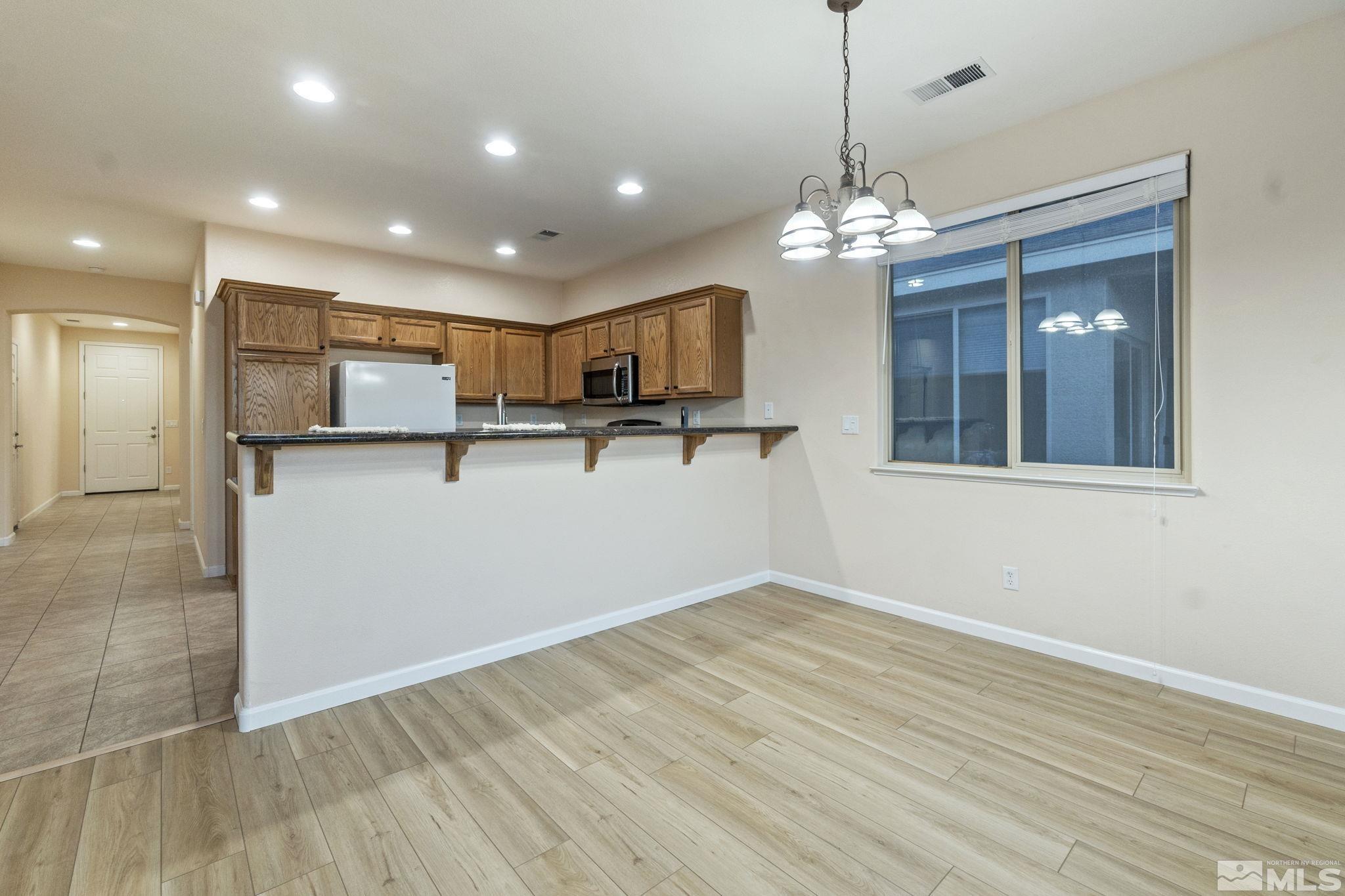 1156 Drake Way
