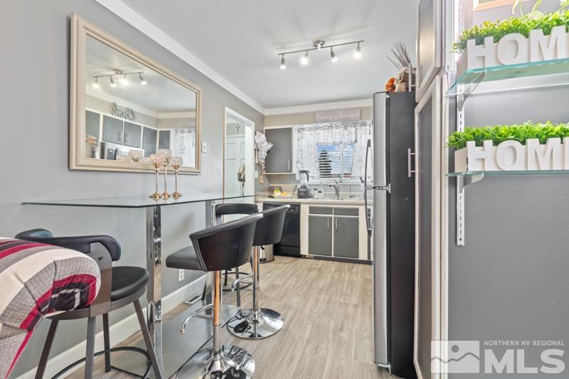 56 Smithridge