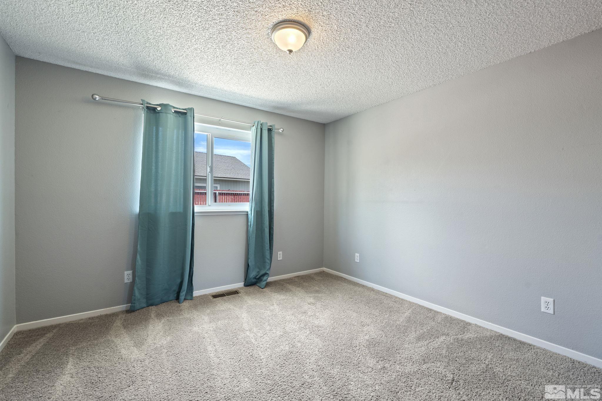 1356 Leonard Road