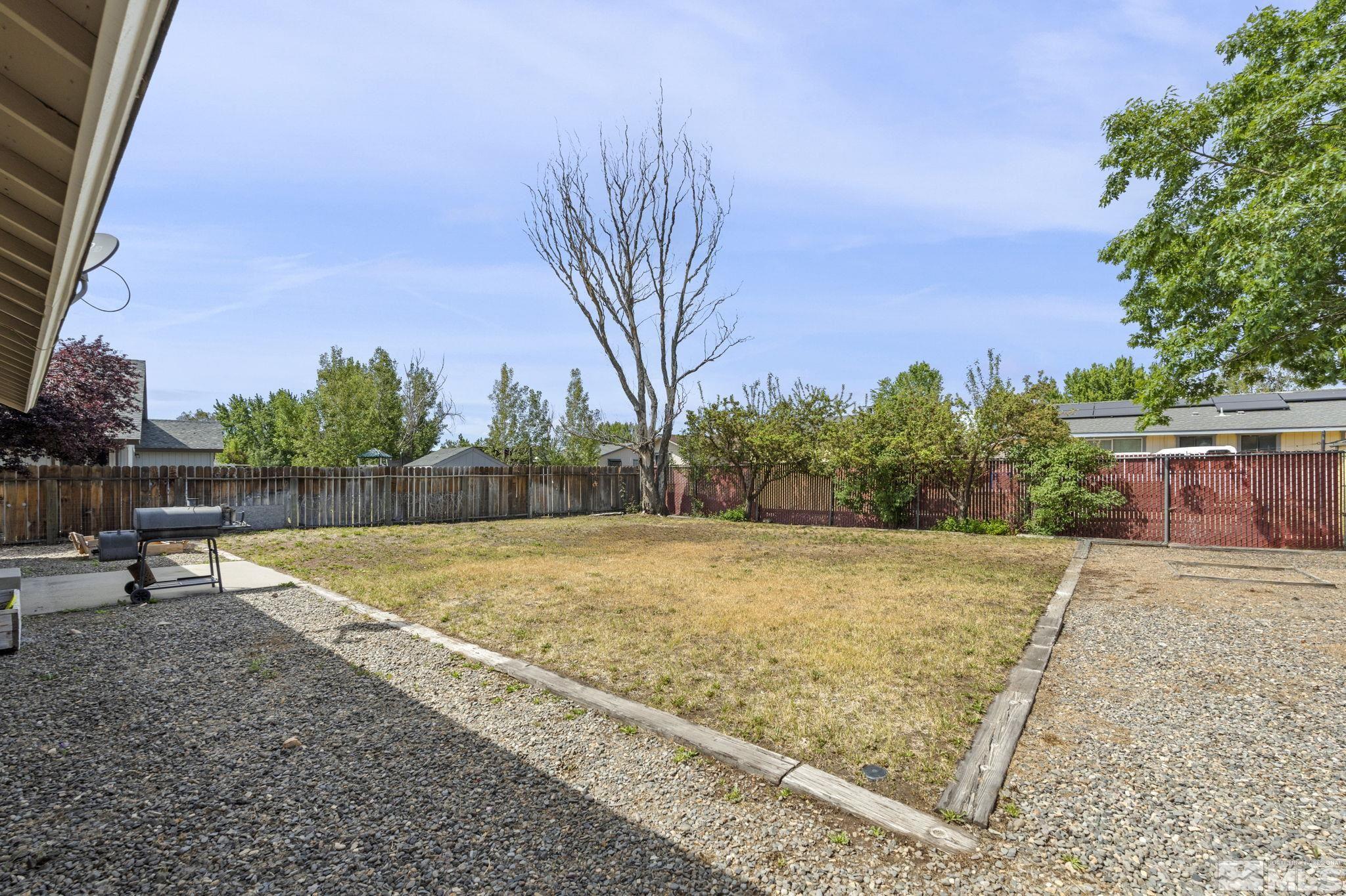 1356 Leonard Road