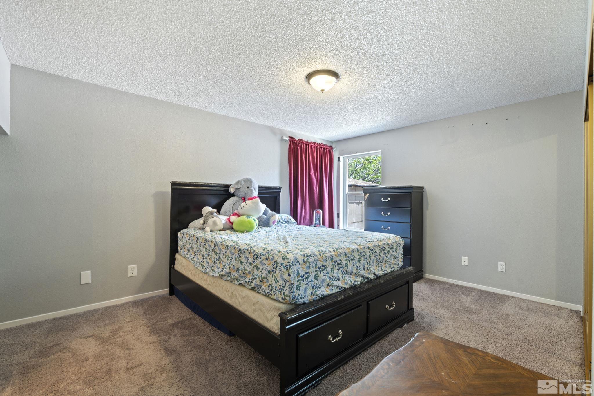 1356 Leonard Road