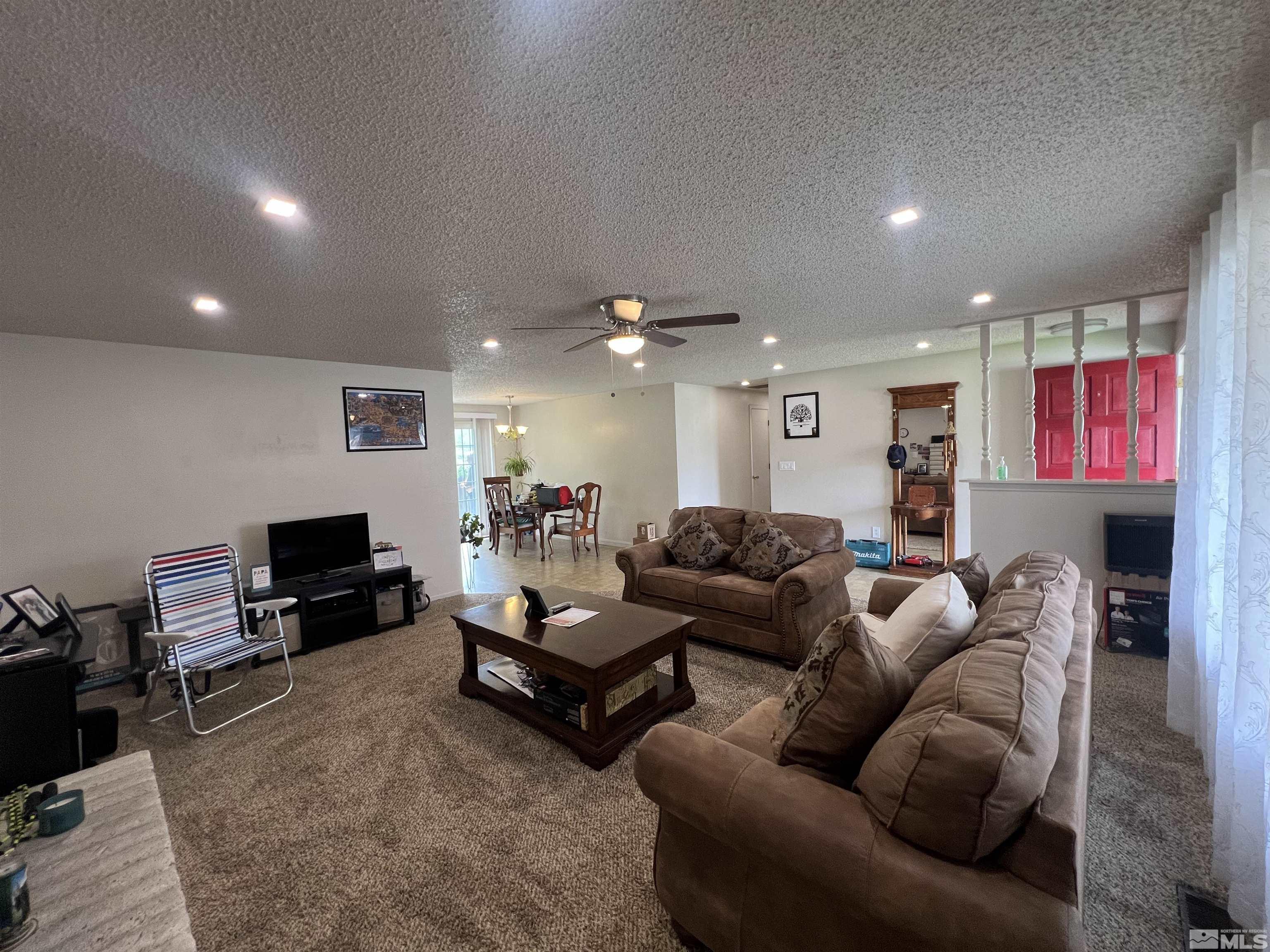 907 Peridot Court