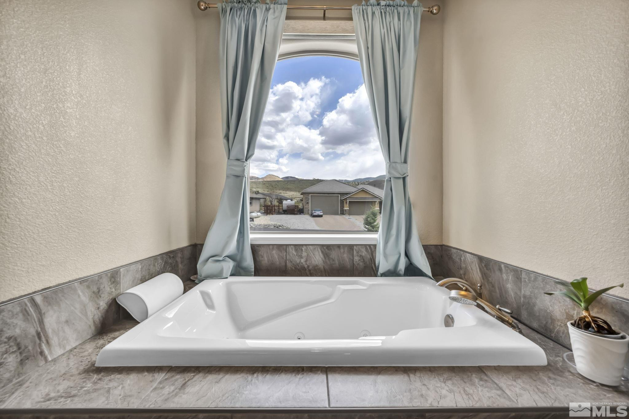 16885 Majestic View Drive