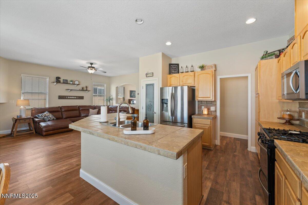 2415 Lincoln Meadows Drive