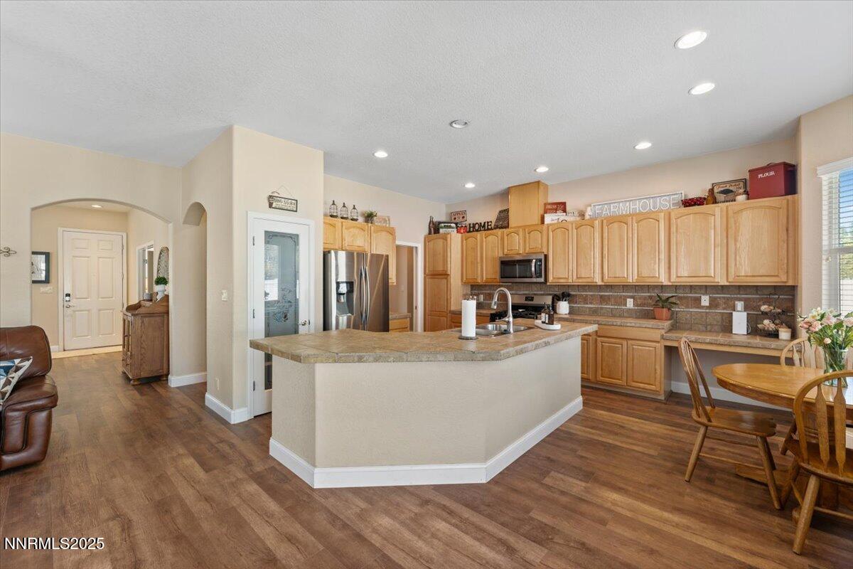 2415 Lincoln Meadows Drive