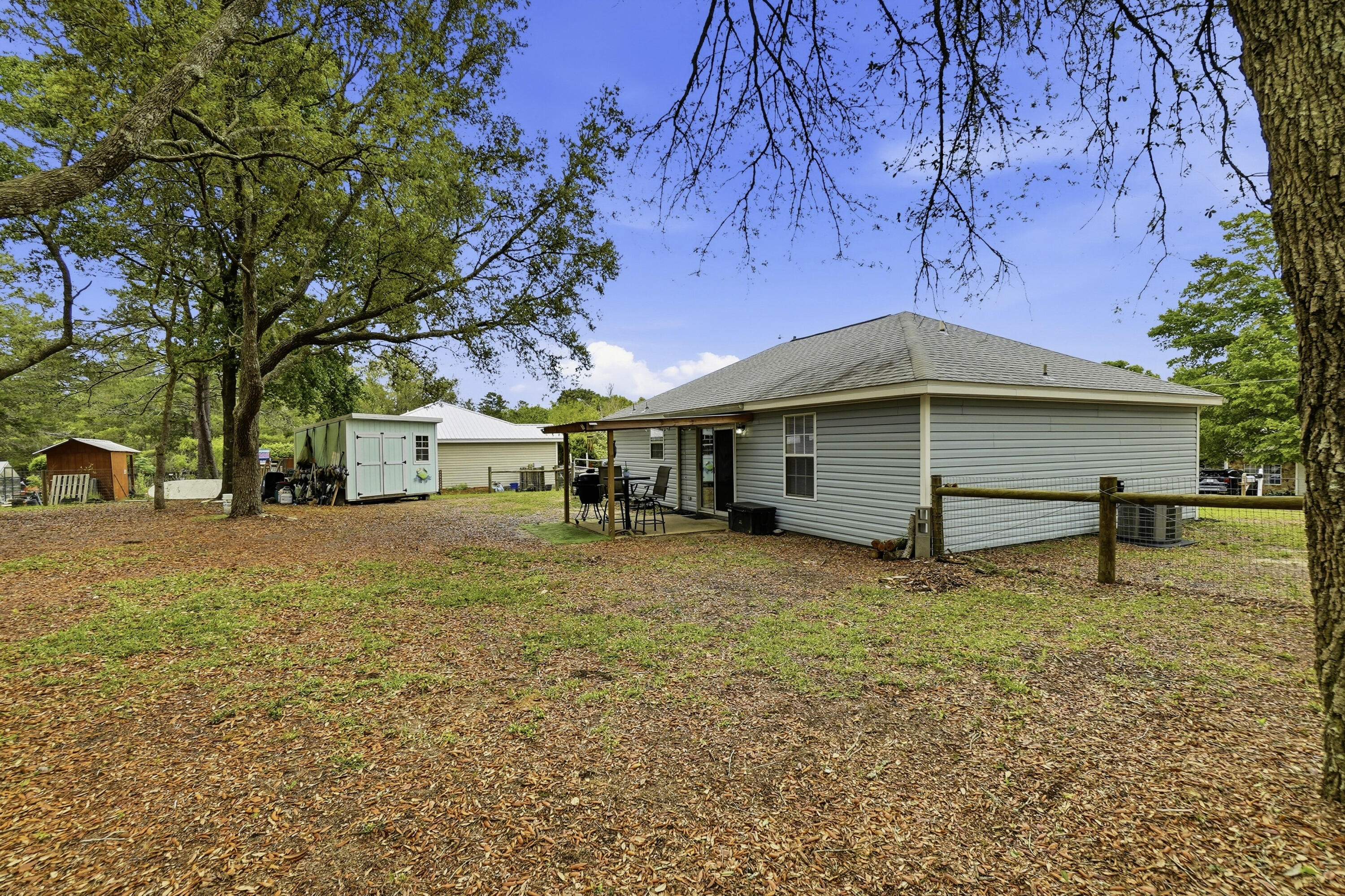 91 Oakridge Way, DeFuniak Springs