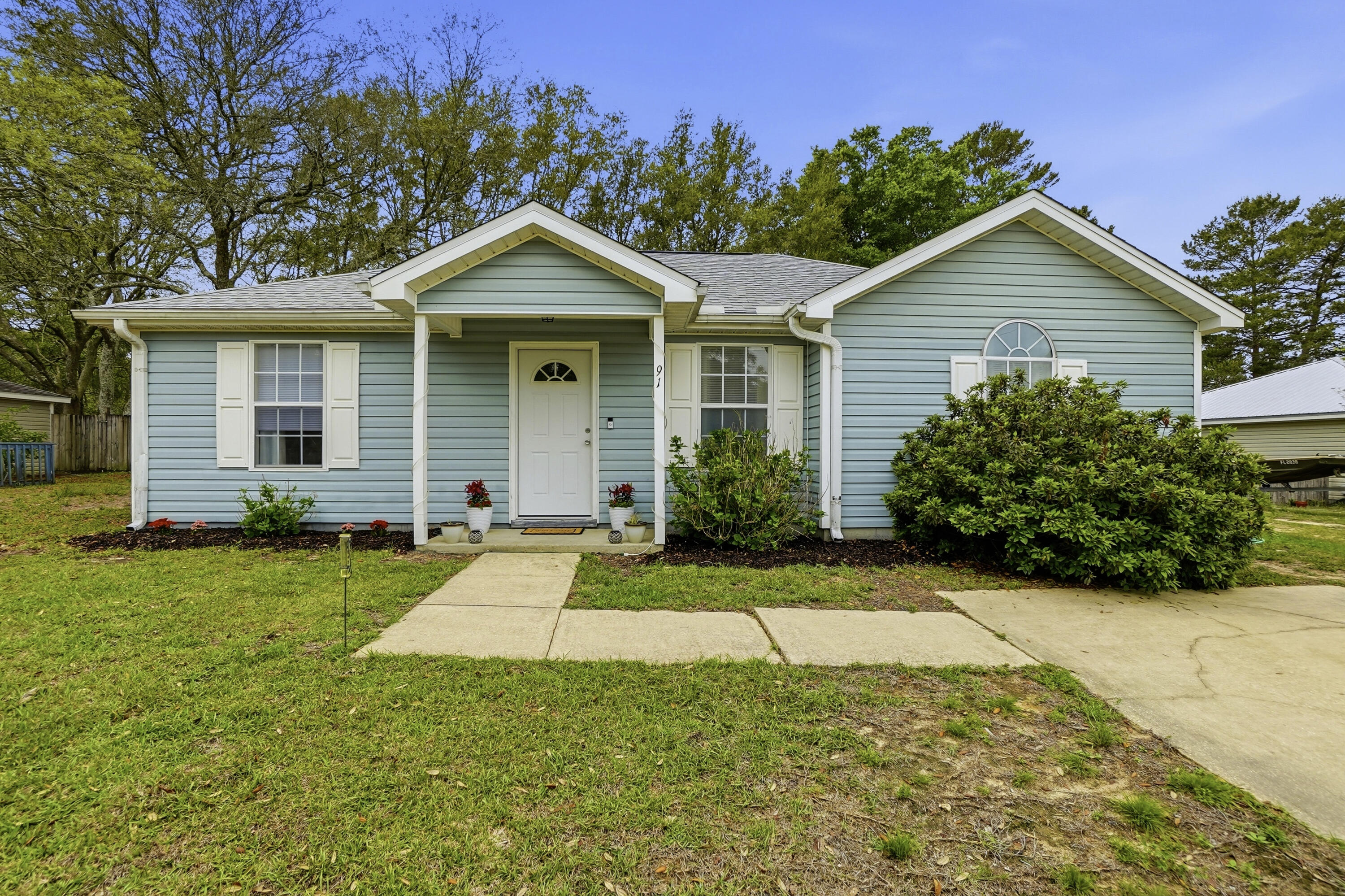 91 Oakridge Way, DeFuniak Springs