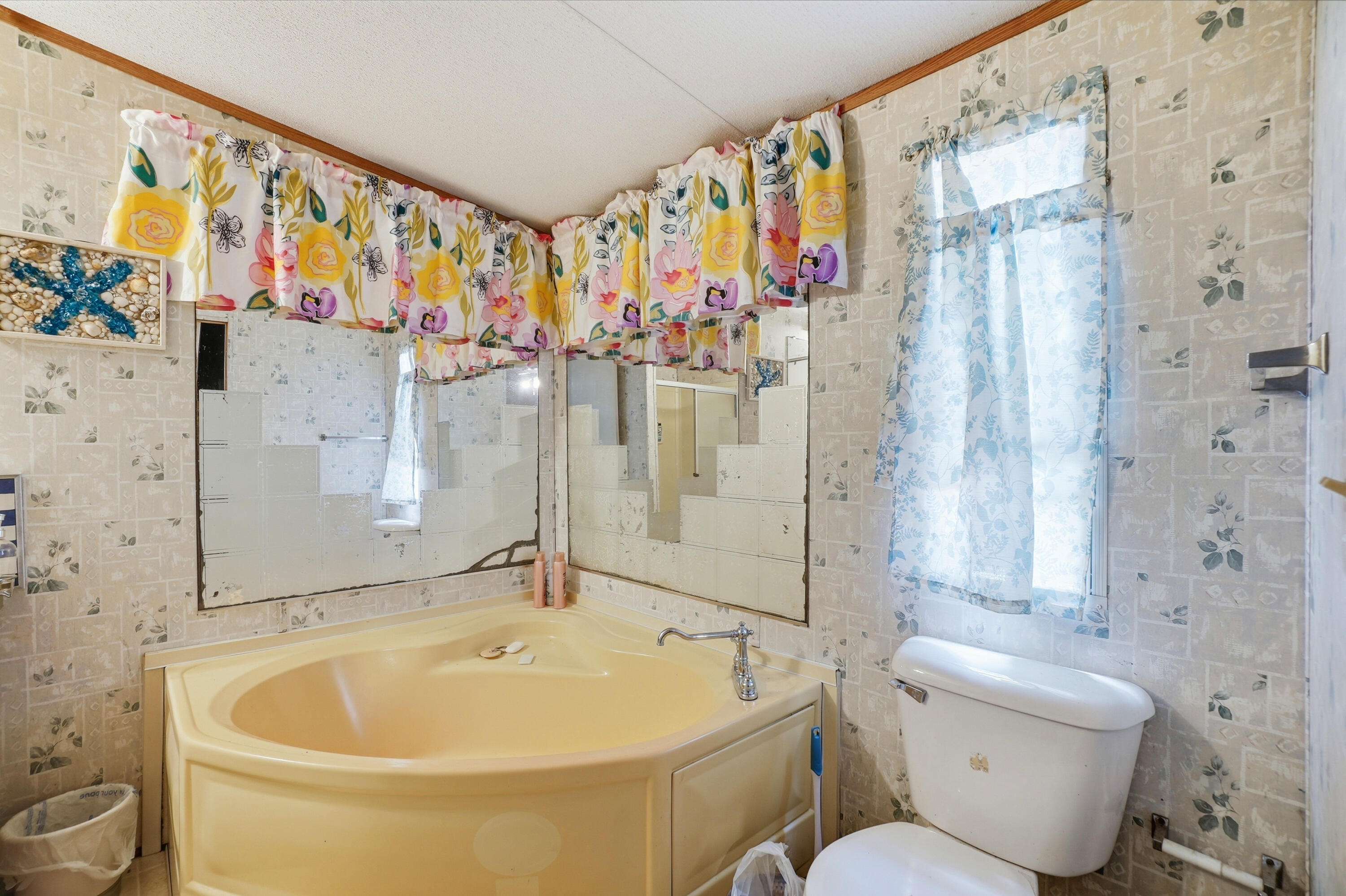 12 E Royal Palm Avenue, DeFuniak Springs