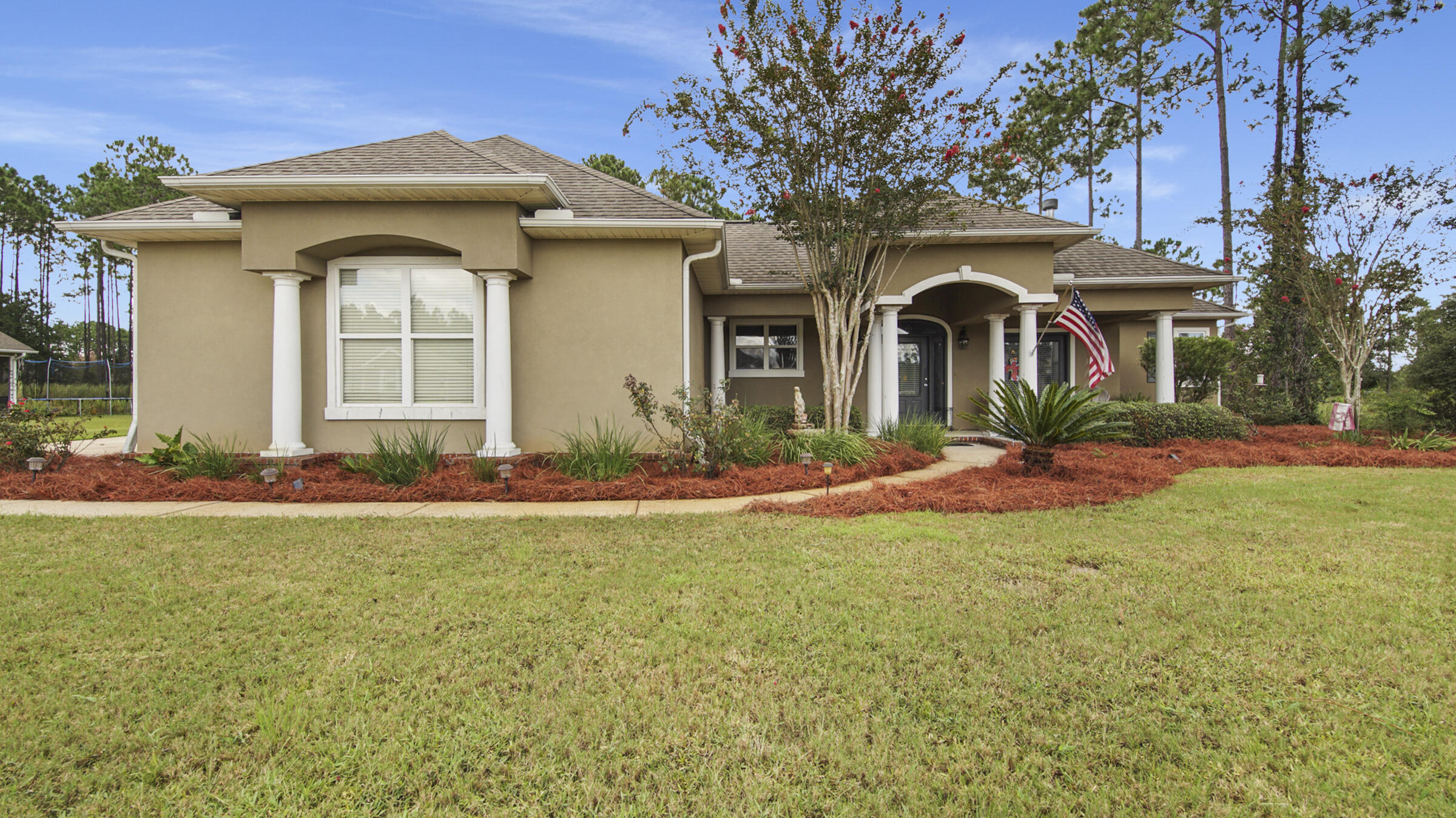 580 W Club House Drive