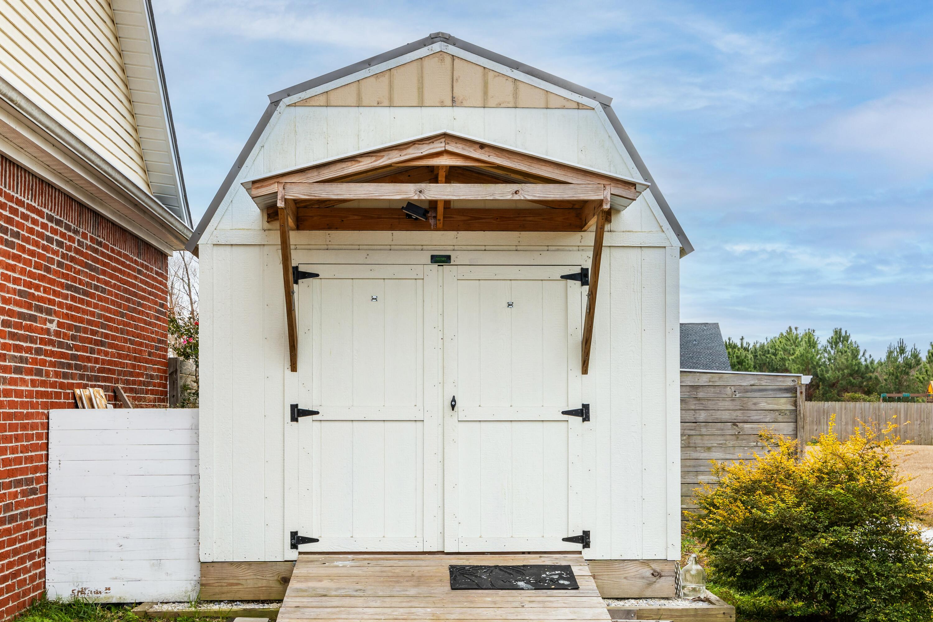 75 Mallot Beach Drive