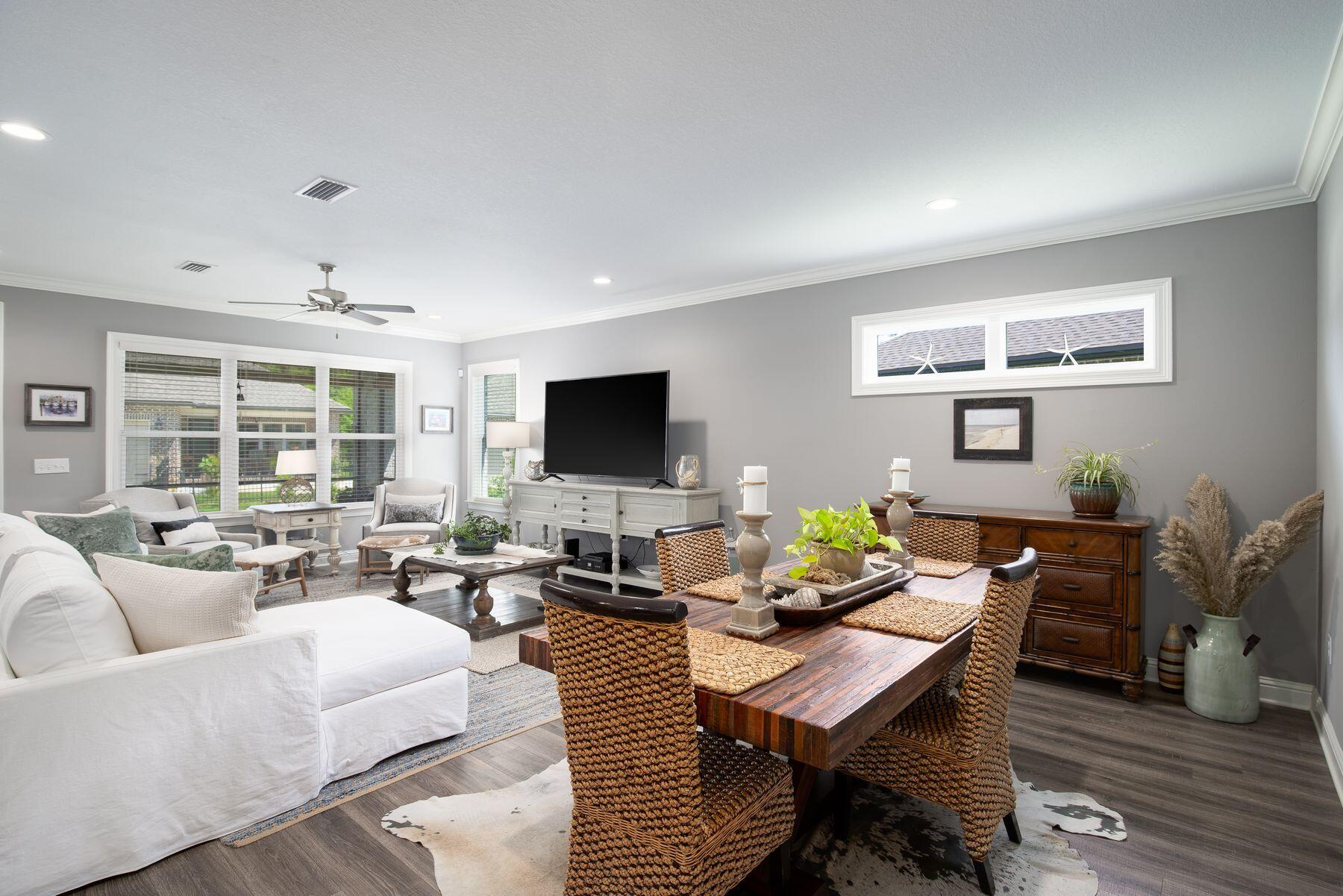 123 Oyster Boulevard