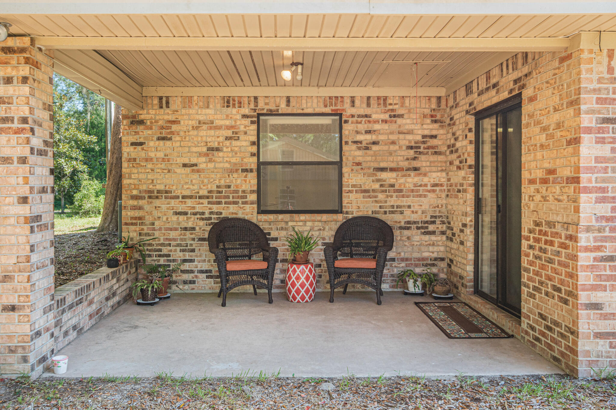 567 Pitts Bayshore Drive