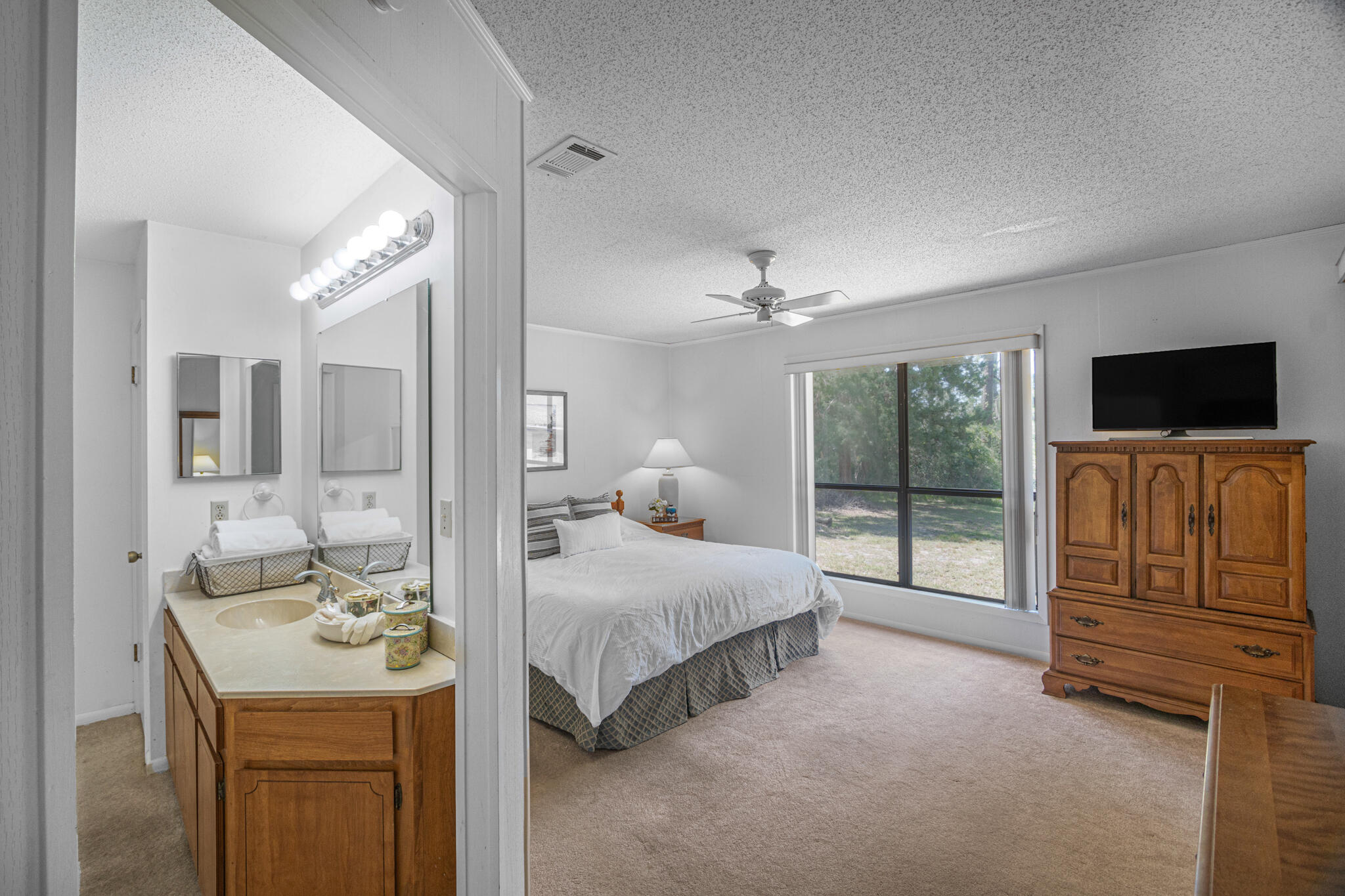 567 Pitts Bayshore Drive