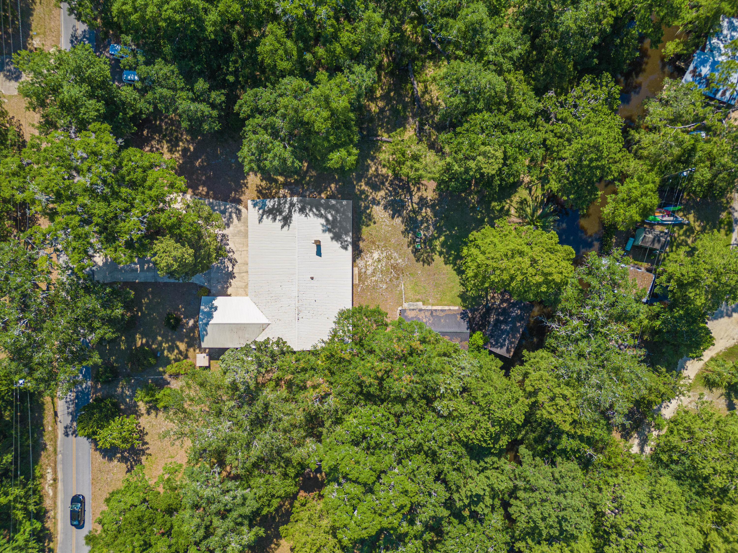 567 Pitts Bayshore Drive