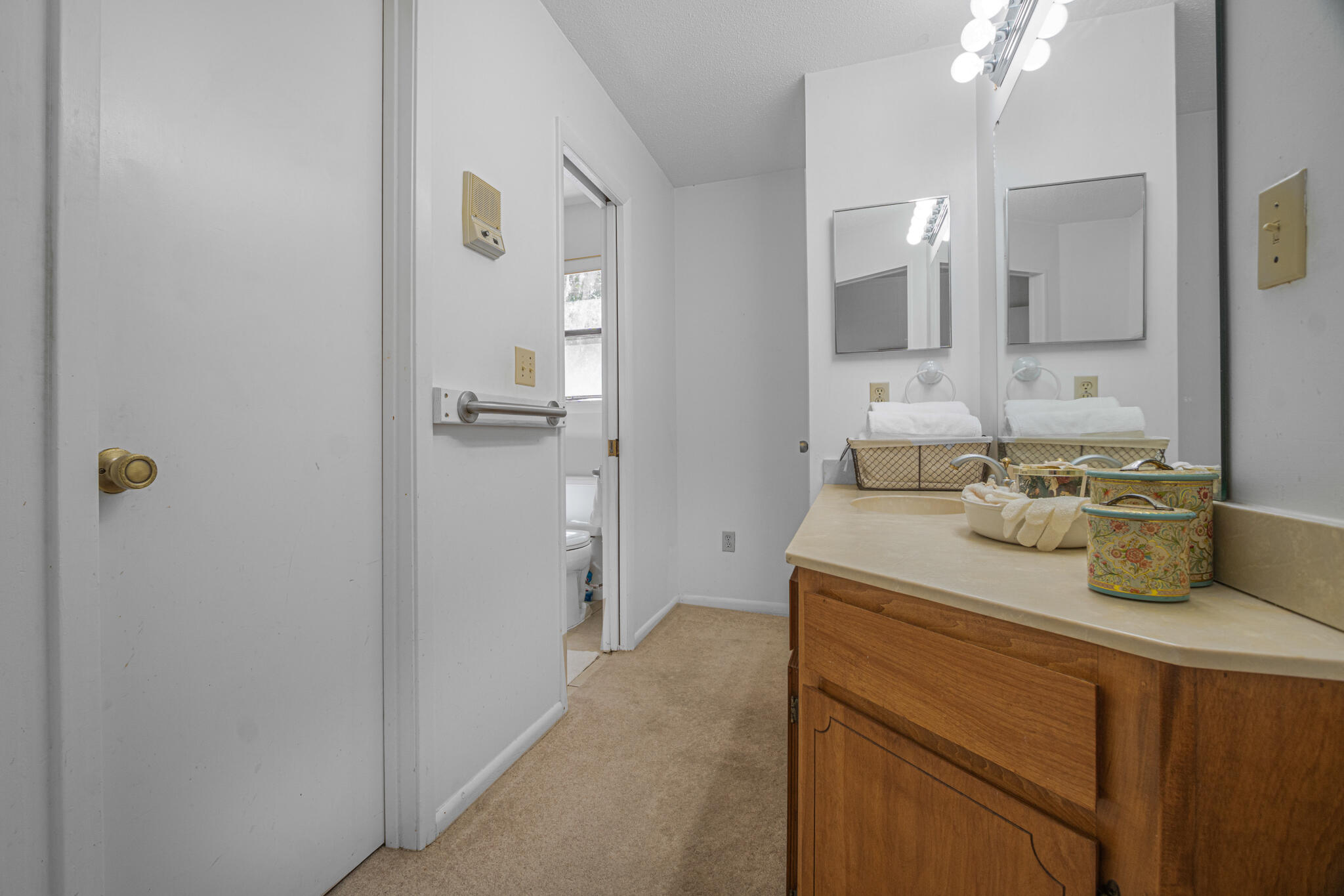 567 Pitts Bayshore Drive