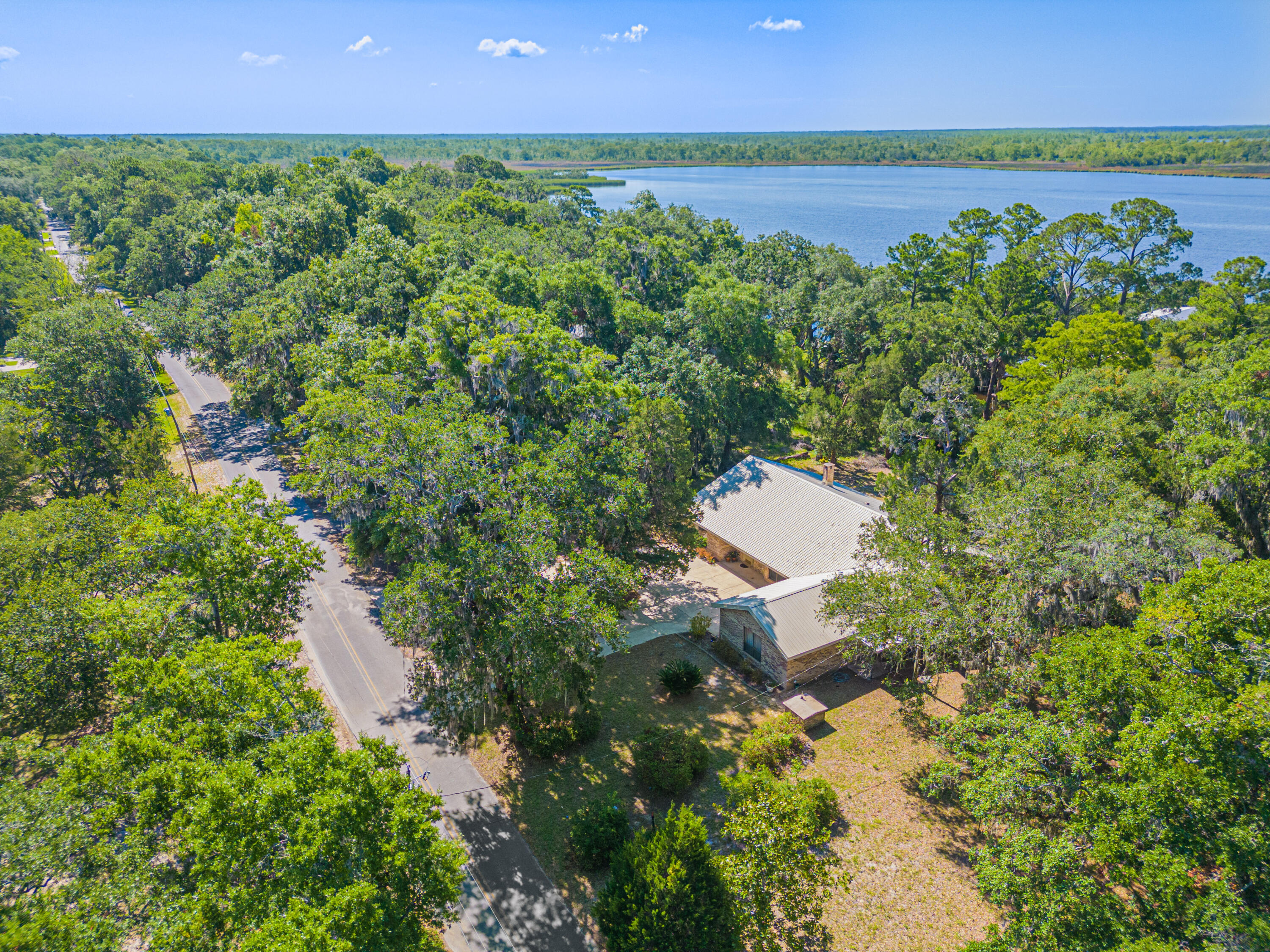 567 Pitts Bayshore Drive