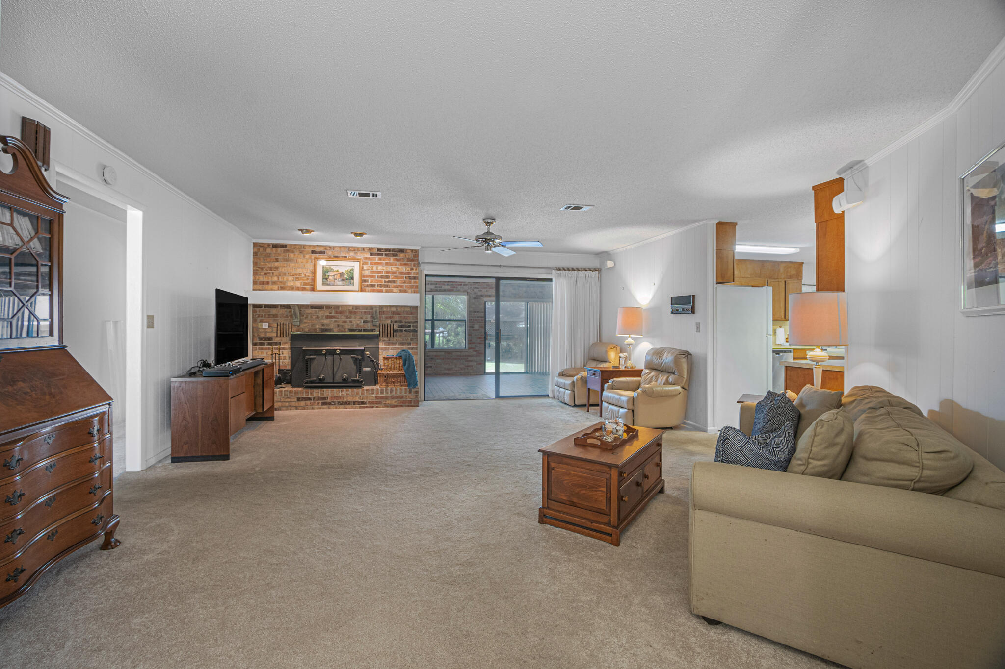 567 Pitts Bayshore Drive