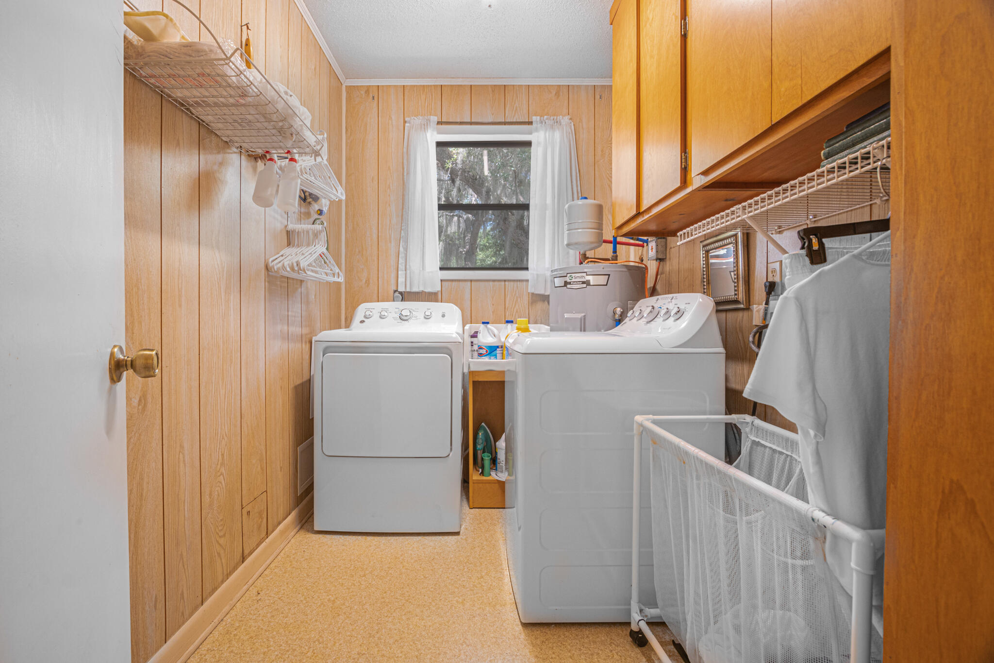 567 Pitts Bayshore Drive